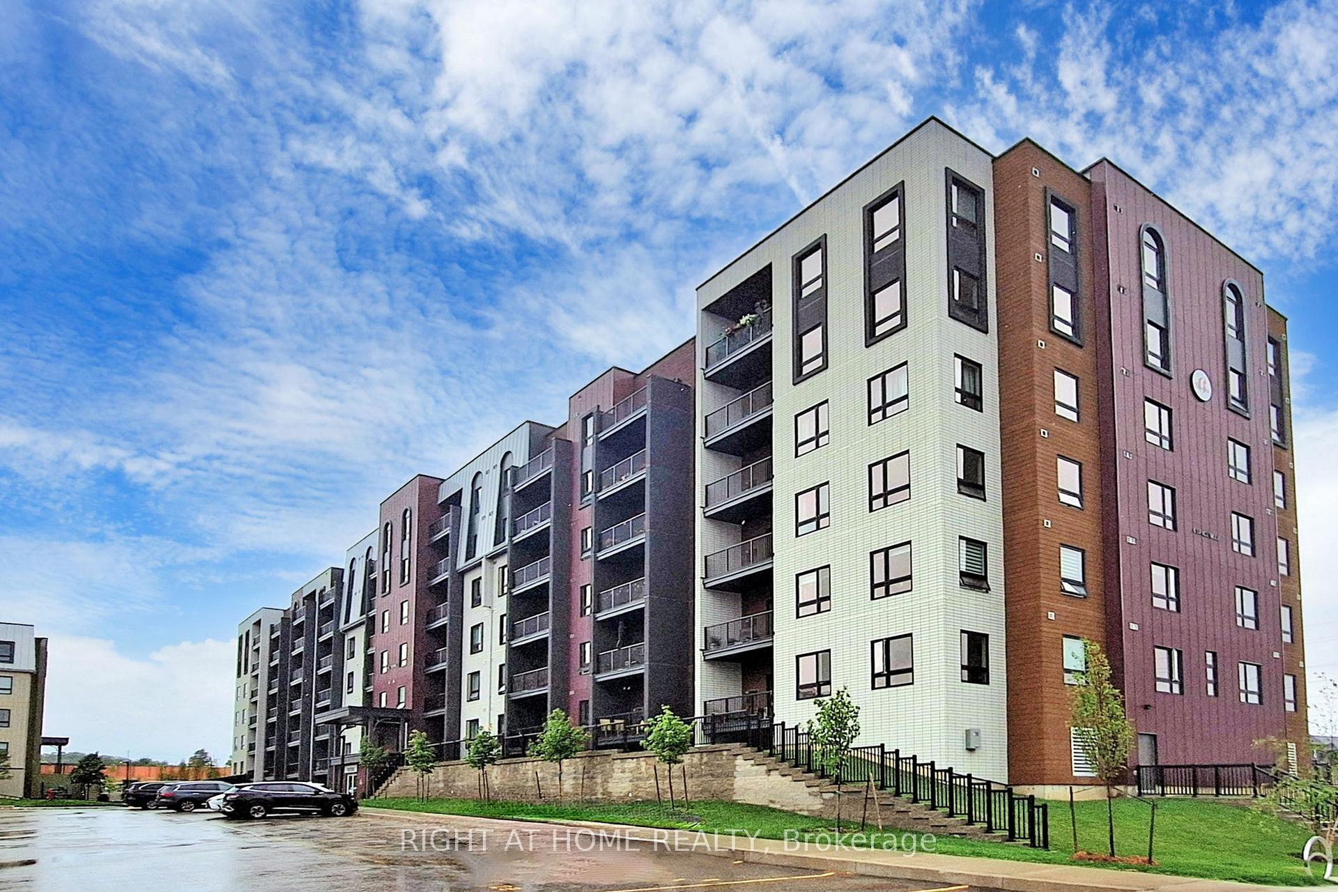 #208 - 4 Spice Way Barrie Ontario Canada Sale residential   Right at Home Realty, Brokerage