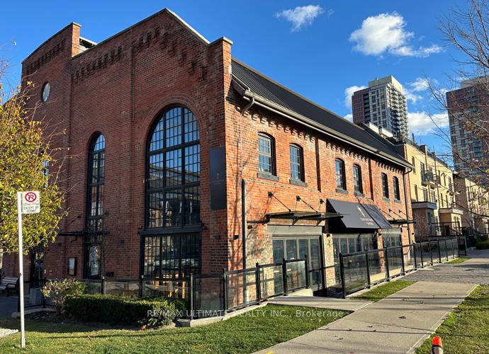 33 Powerhouse Street Toronto Ontario Canada Lease commercial Gilbert Lopes RE/MAX Ultimate Realty, Brokerage *