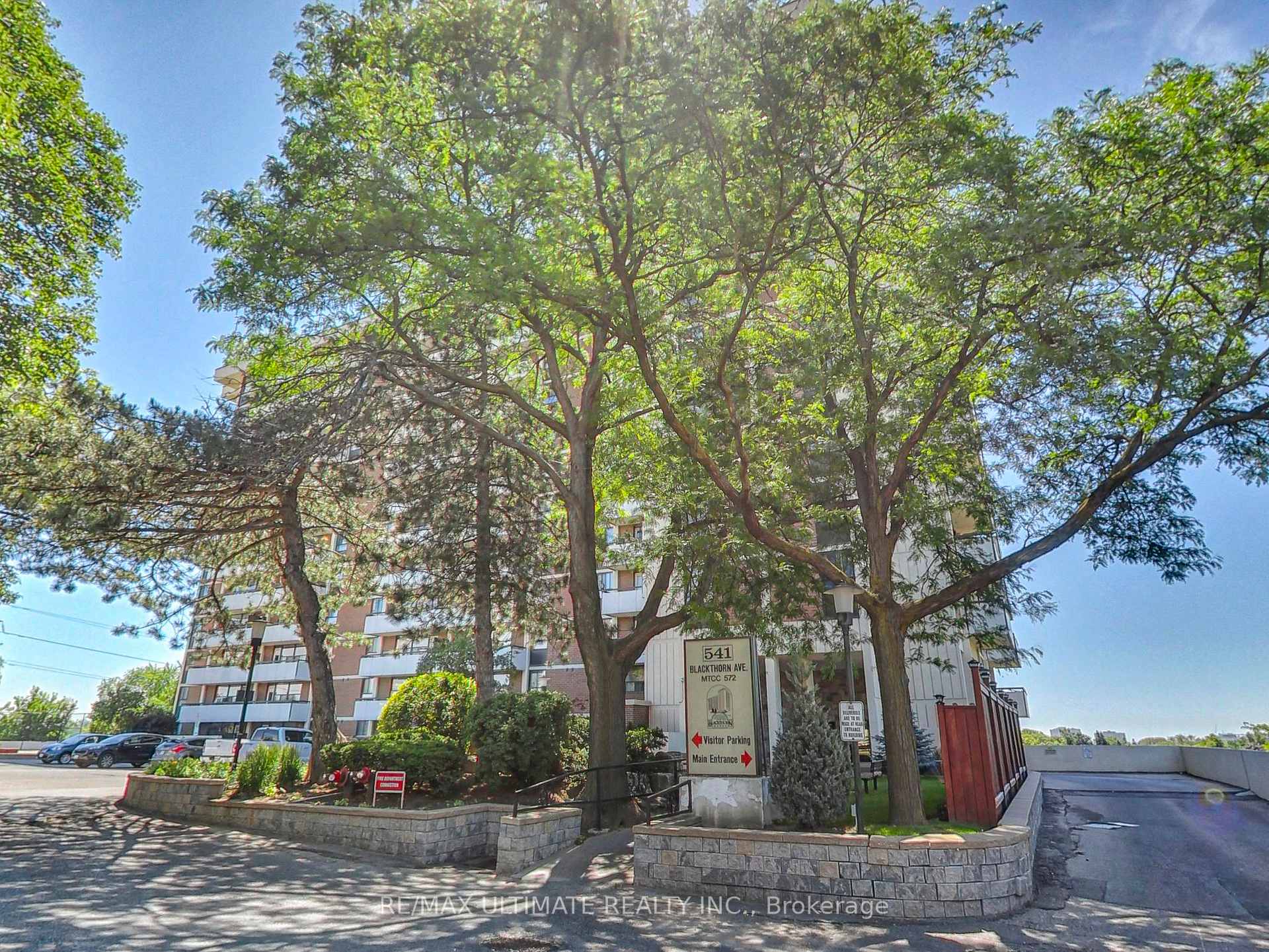 110 - 541 Blackthorn Avenue Toronto Ontario Canada Rent residential Paulette Lewis RE/MAX Ultimate Realty Inc., Brokerage *