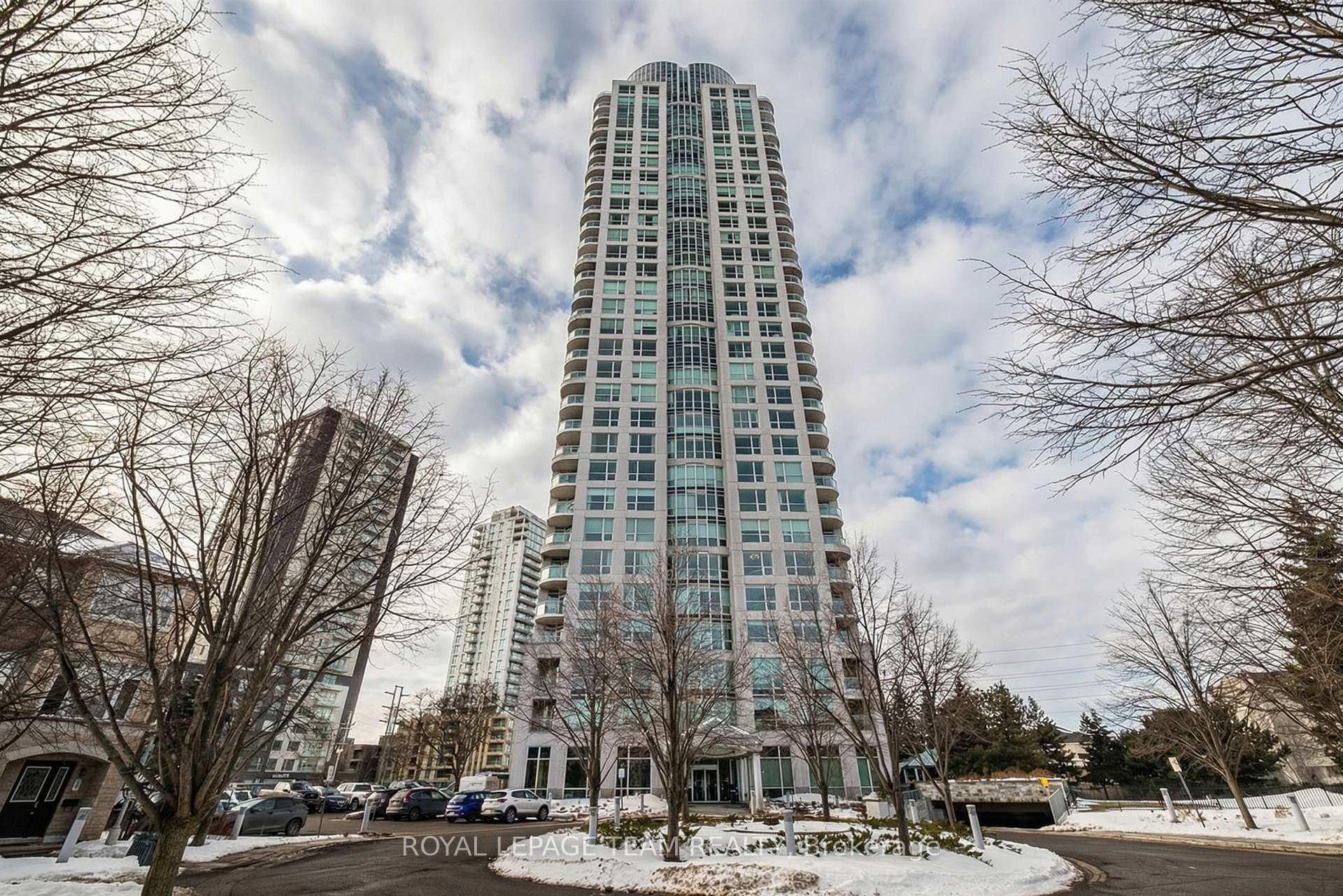 1002 - 38 Metropole Private Ottawa Ontario Canada Sold residential   Royal LePage Performance Realty, Brokerage *
