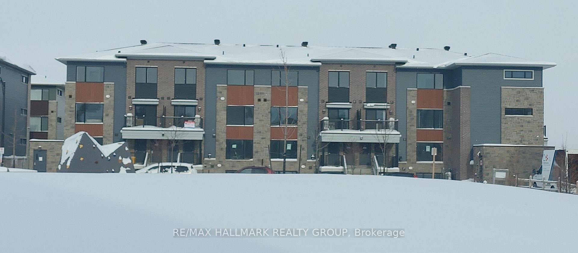 821 Arcadian Private Ottawa Ontario Canada Rented residential Anna Stanke RE/MAX Hallmark Realty Group, Brokerage*