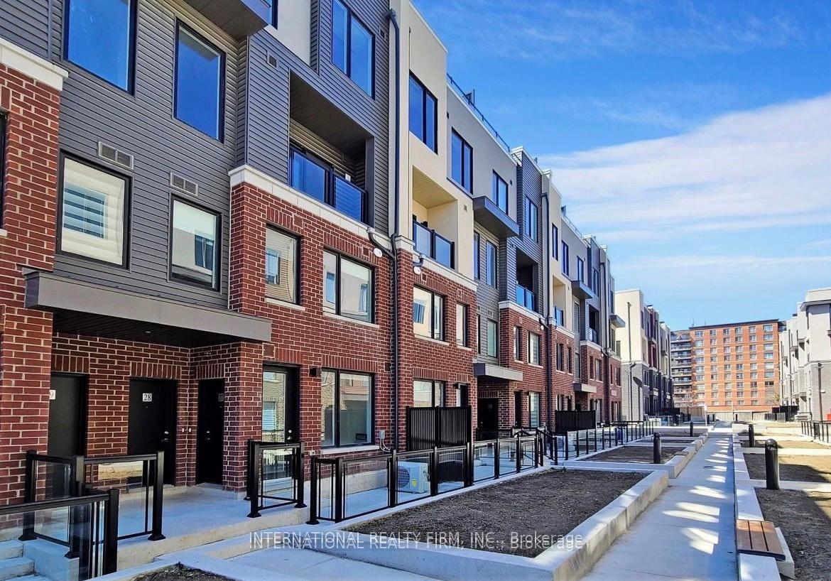 2 - 3405 Ridgeway Drive Mississauga Ontario Canada Rent residential SAM FARMAHA INTERNATIONAL REALTY FIRM, INC.