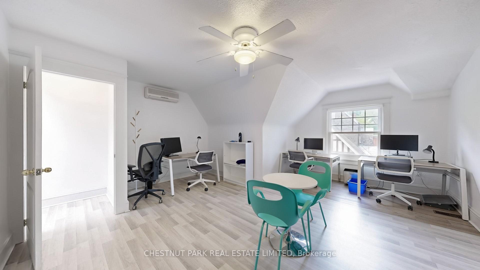 3 Bedroom Single Family Home/House's Image 23