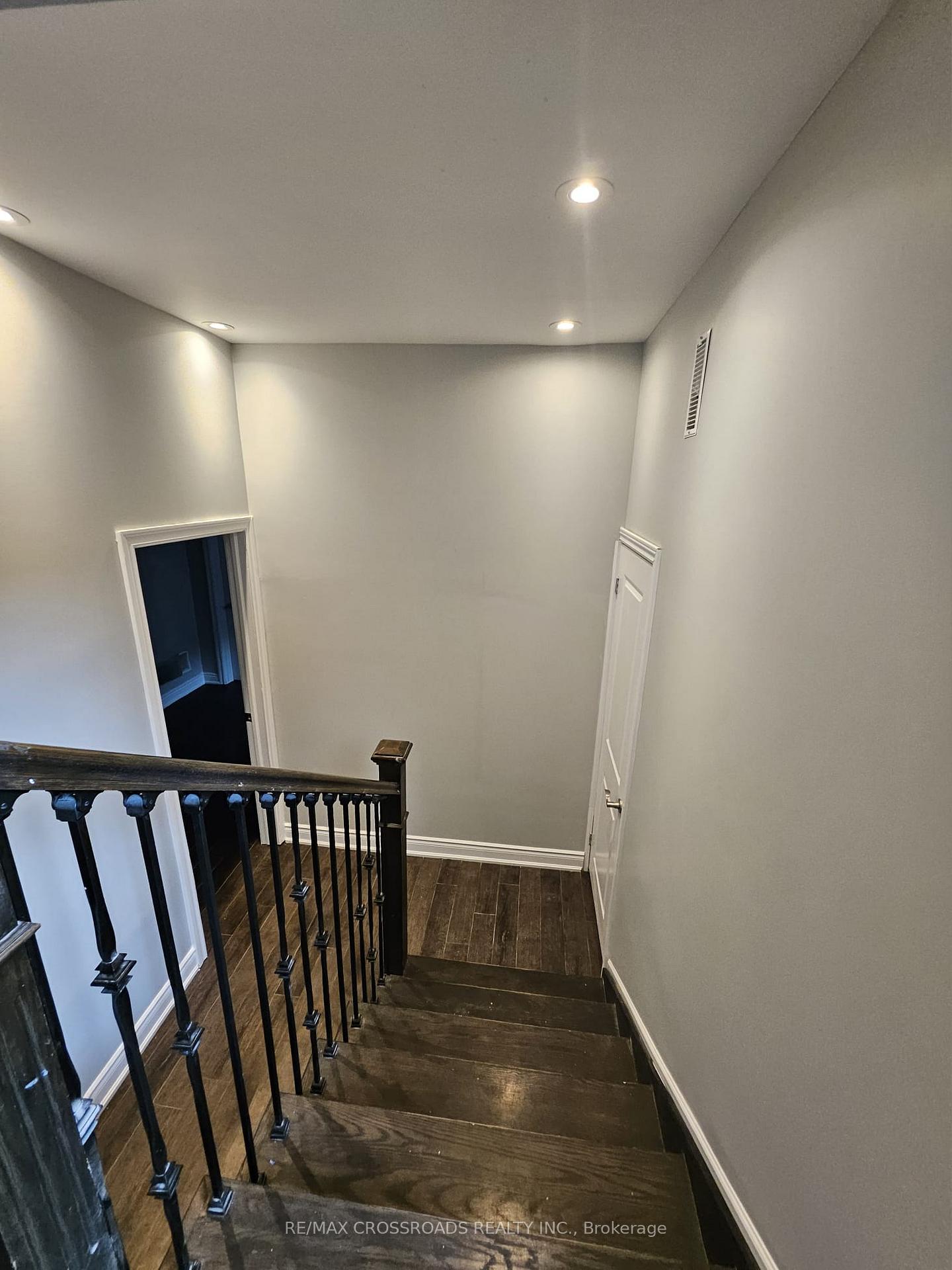 (Bsmnt) - 3 Honey Drive Toronto Ontario Canada Rent residential Sujan Shan RE/MAX CROSSROADS REALTY INC, Brokerage*