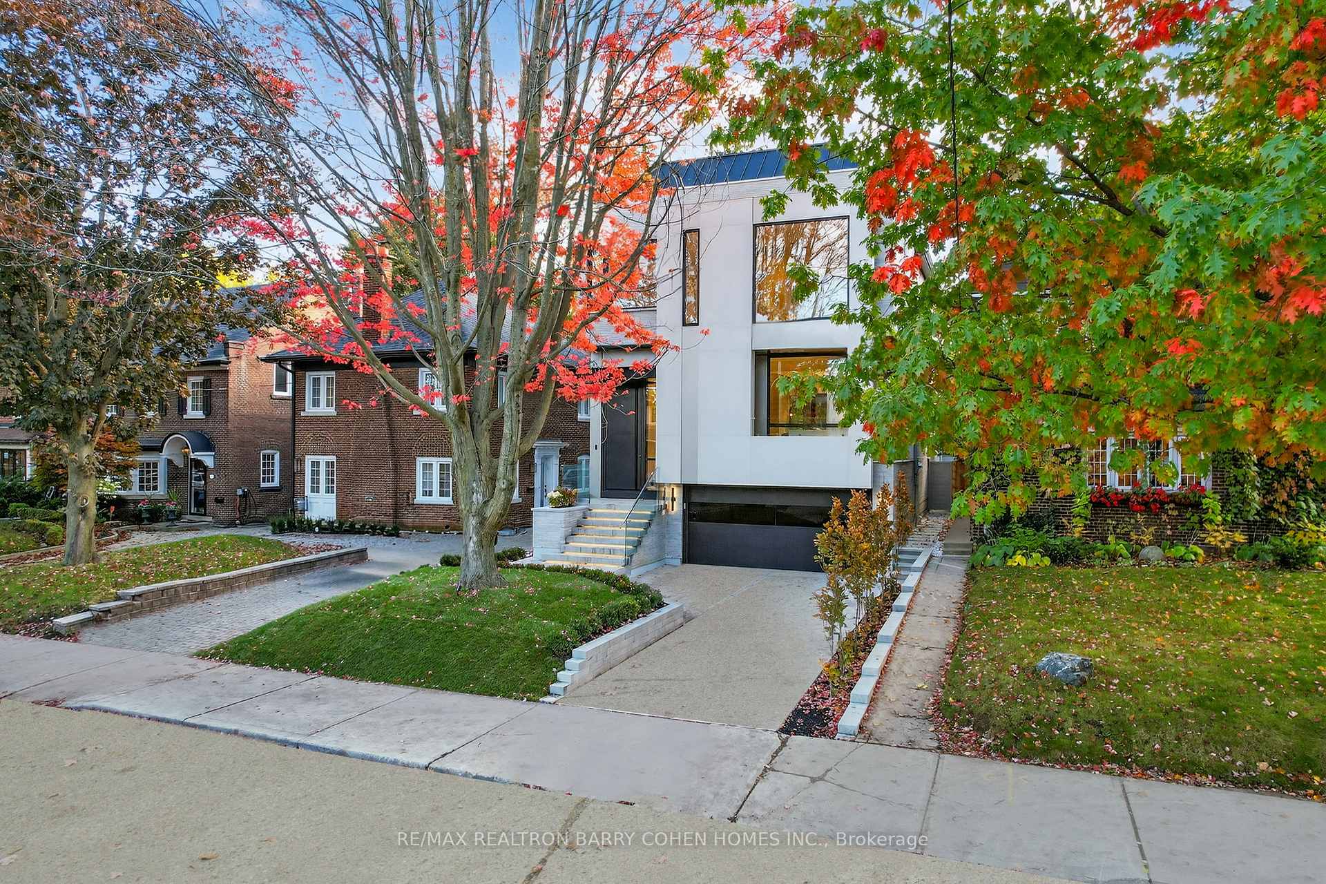 39 Chudleigh Avenue Toronto Ontario Canada Sale residential Maria Guadagnolo RE/MAX PREMIER INC. Brokerage*