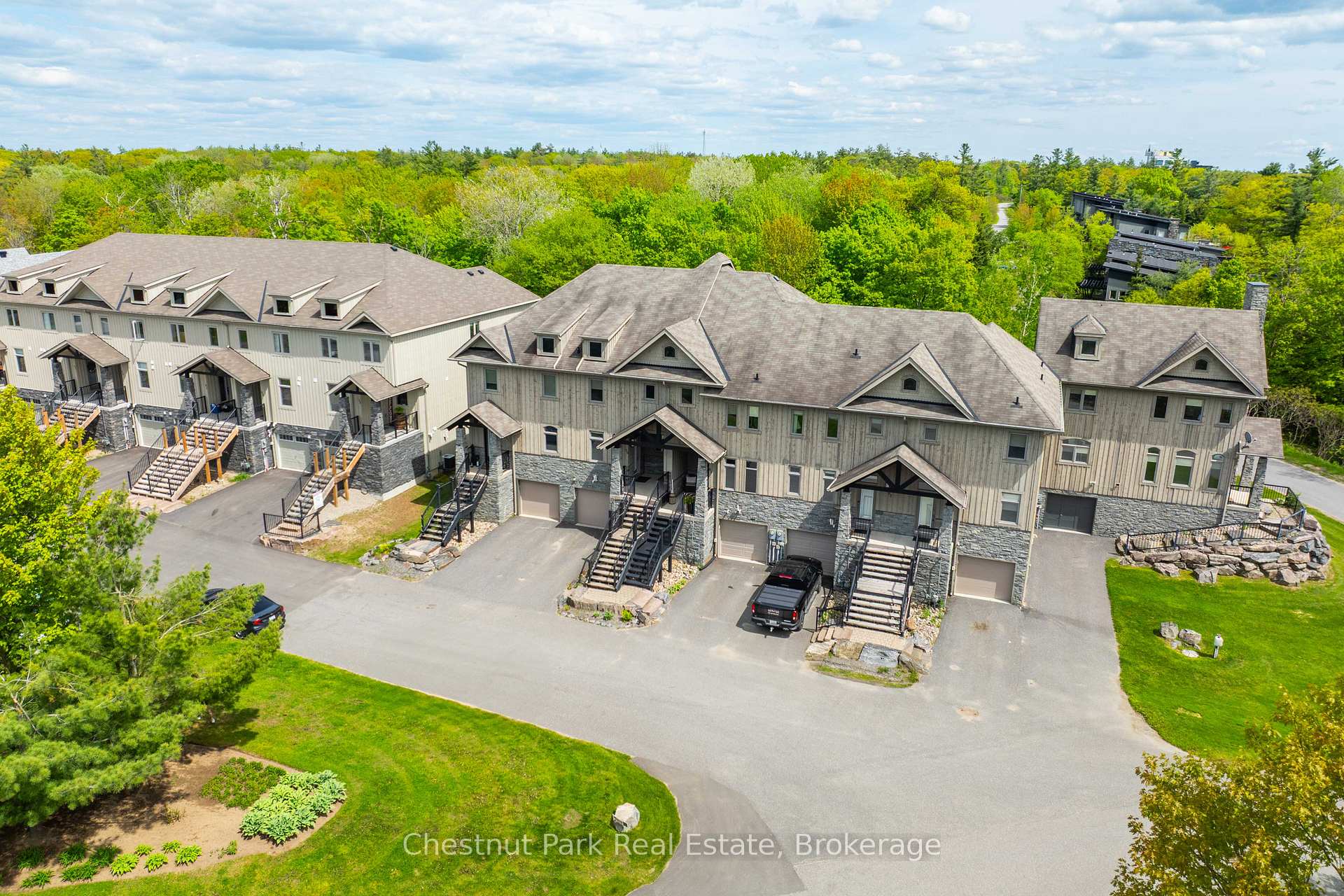 4 Bedroom Villa/Townhouse's Image 28