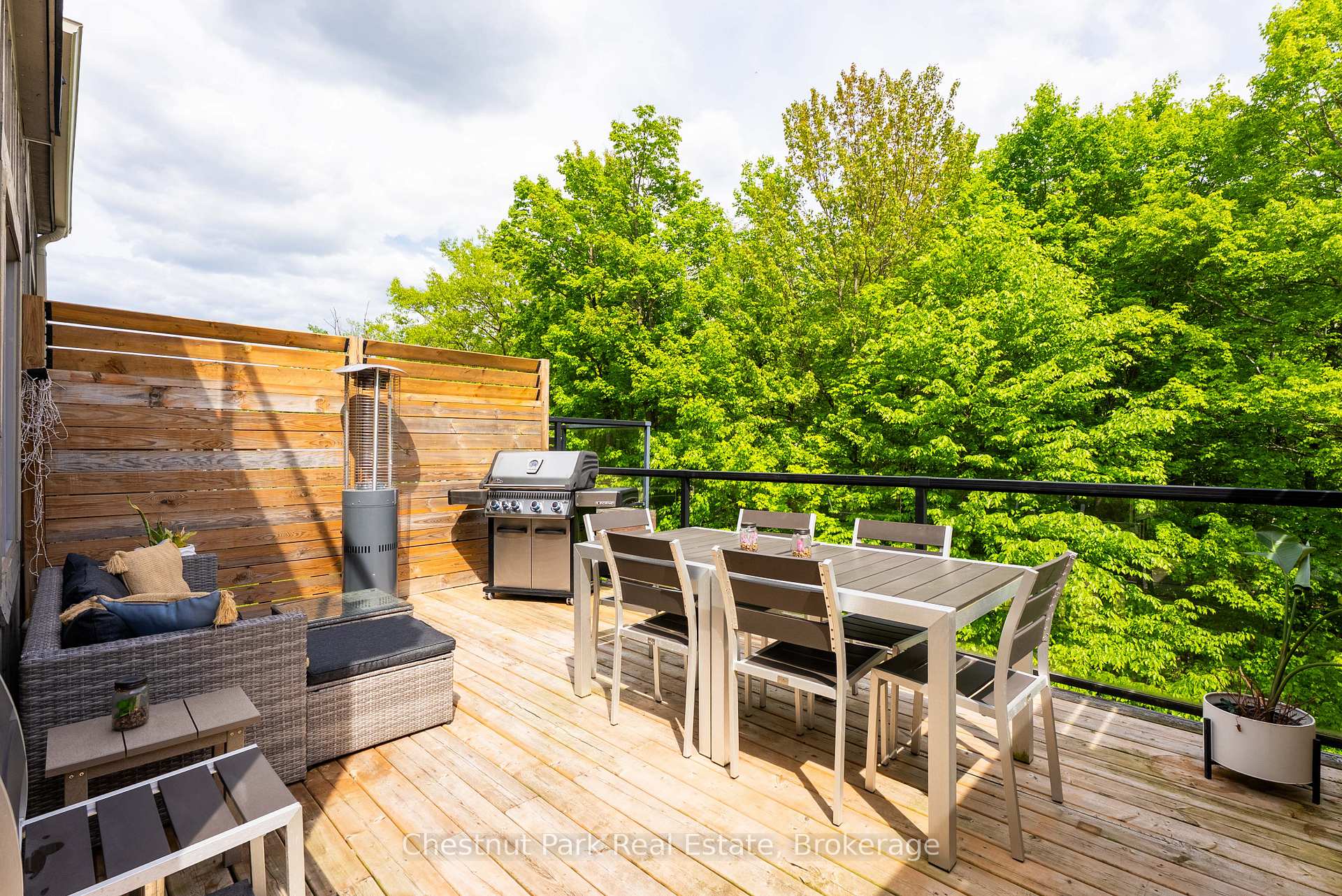 4 Bedroom Villa/Townhouse's Image 9