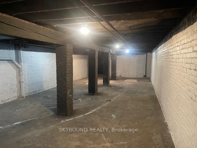 BSMT - 1161 St Clair Avenue W Toronto Ontario Canada Lease commercial John Chinembiri SKYBOUND REALTY, BROKERAGE*
