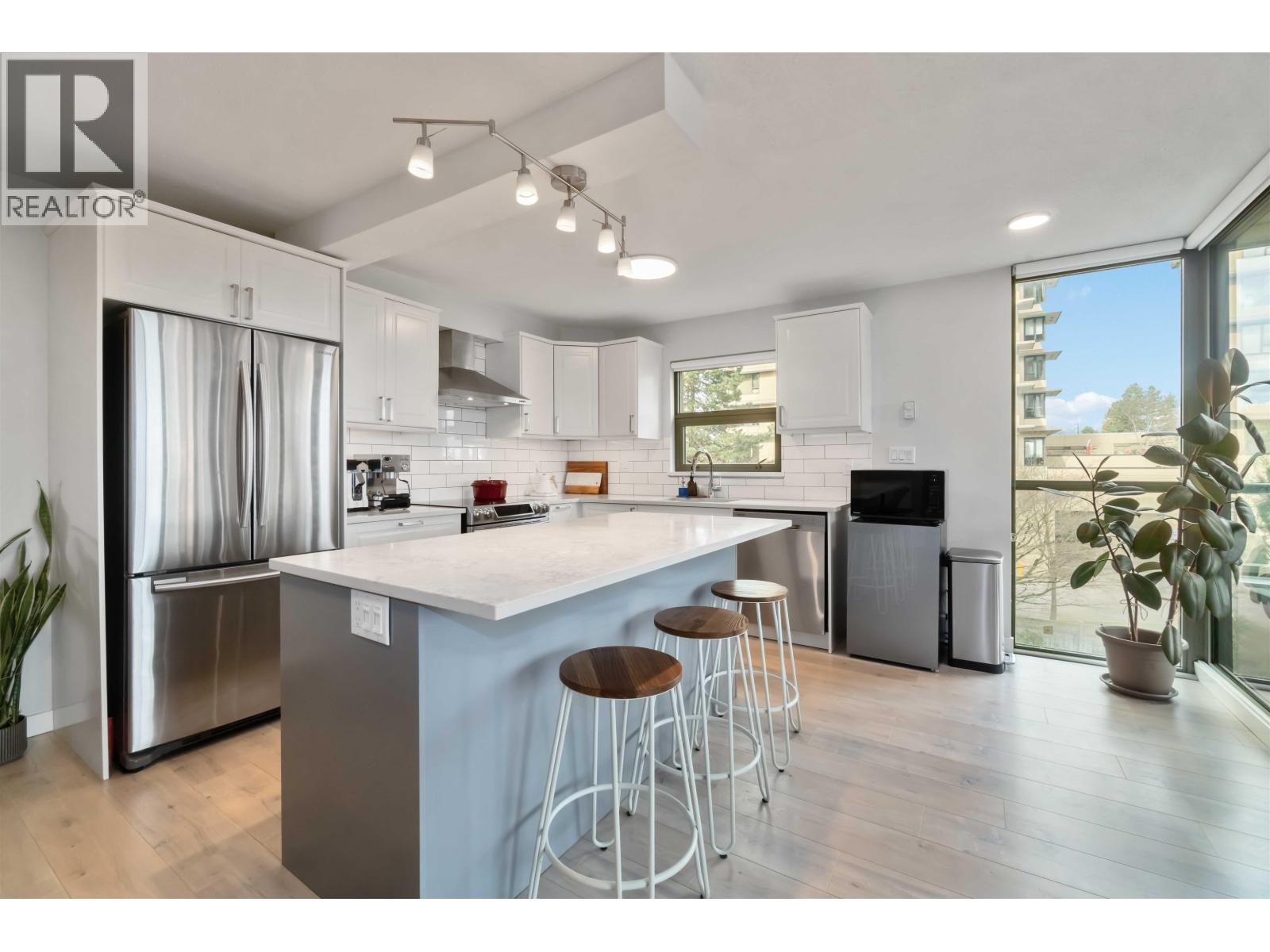 440 7288 ACORN AVENUE Burnaby British Columbia Canada Sale residential Marlene Saunders Personal Real Estate Corporation Marlene Saunders Personal Real Estate Corporation | Team 3000 Realty Ltd.