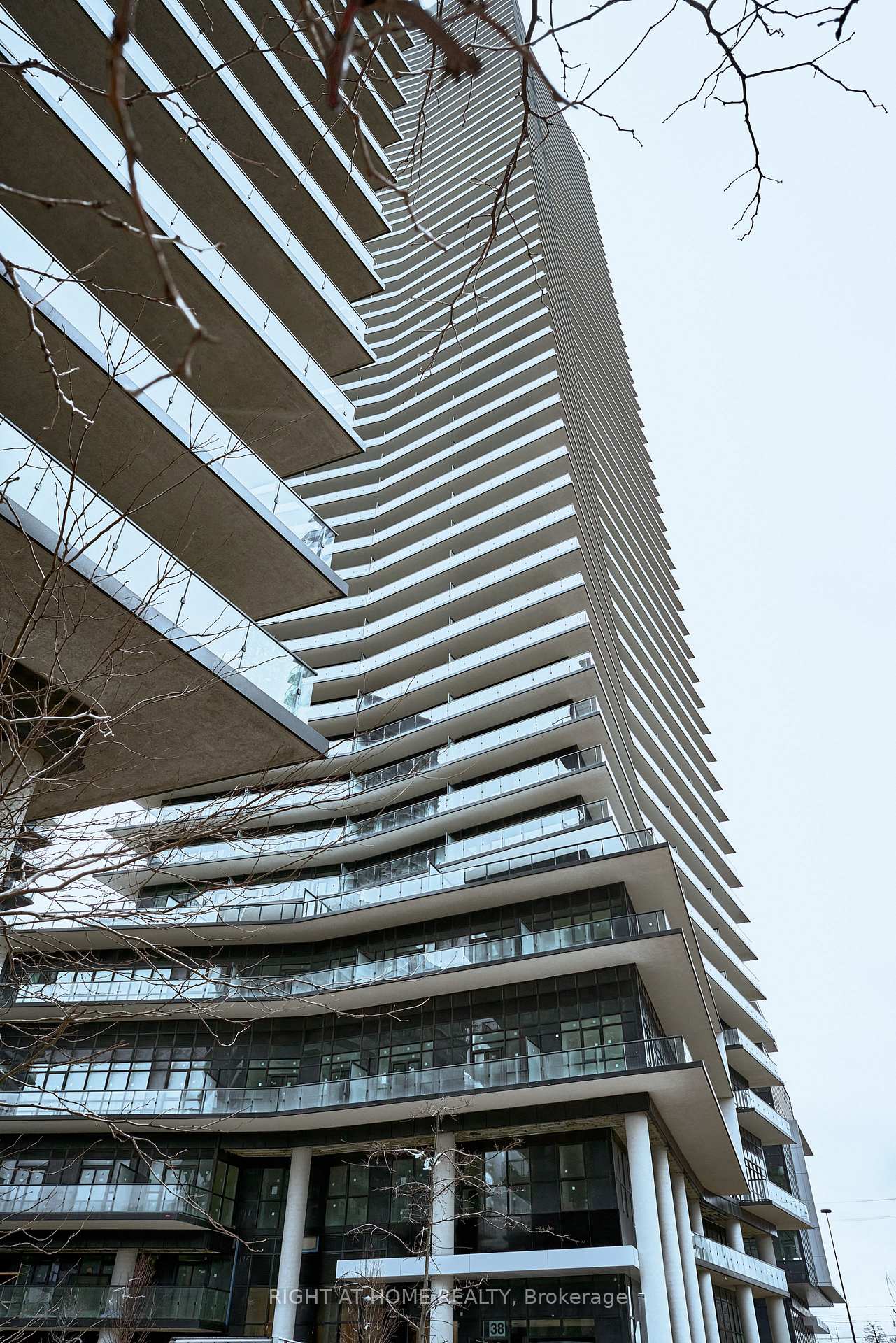 2407 - 38 Annie Craig Drive Toronto Ontario Canada Rent residential   Right at Home Realty, Brokerage