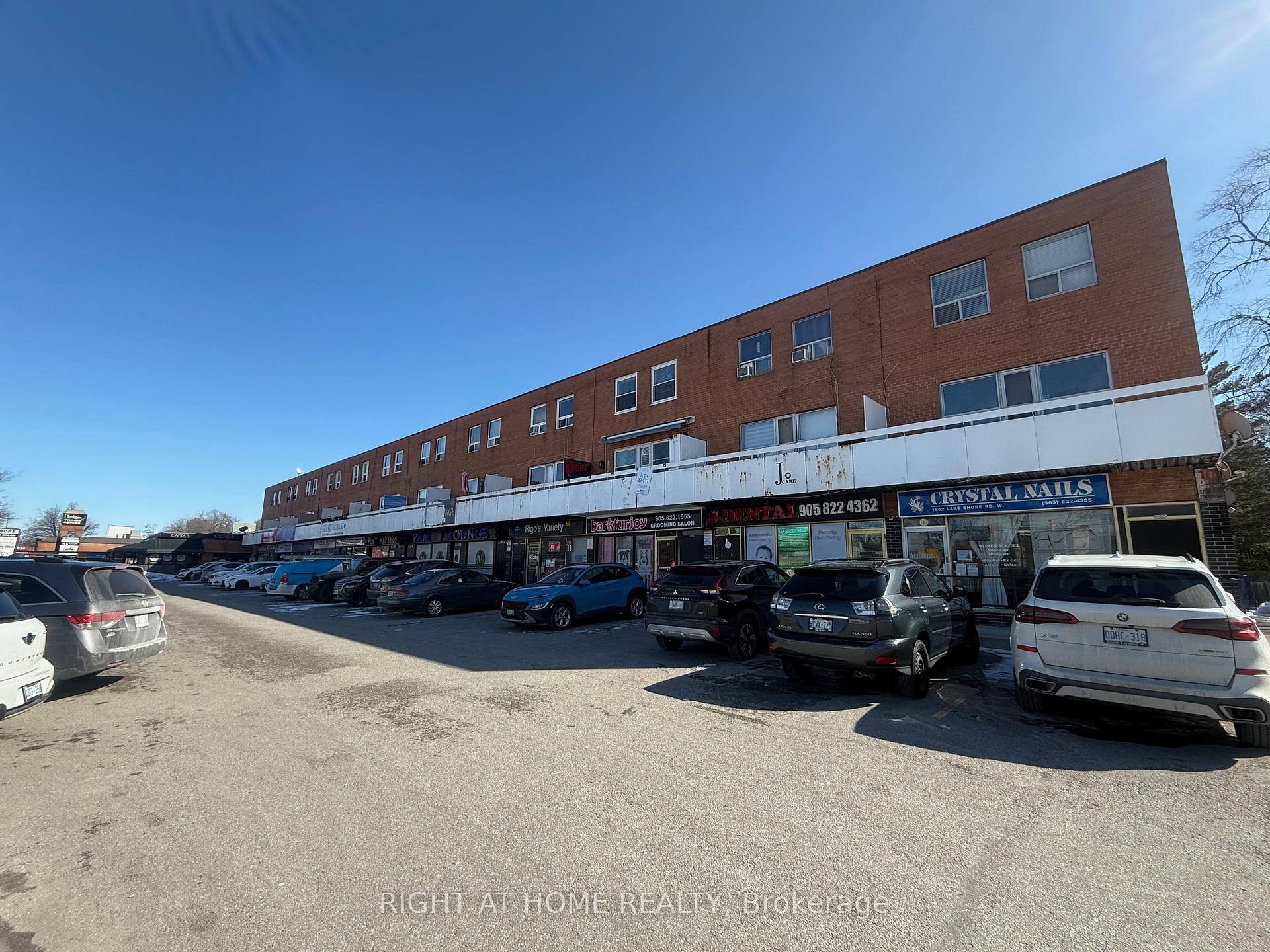 2 - 1852 Lakeshore Road W Mississauga Ontario Canada Rent residential   Right at Home Realty, Brokerage
