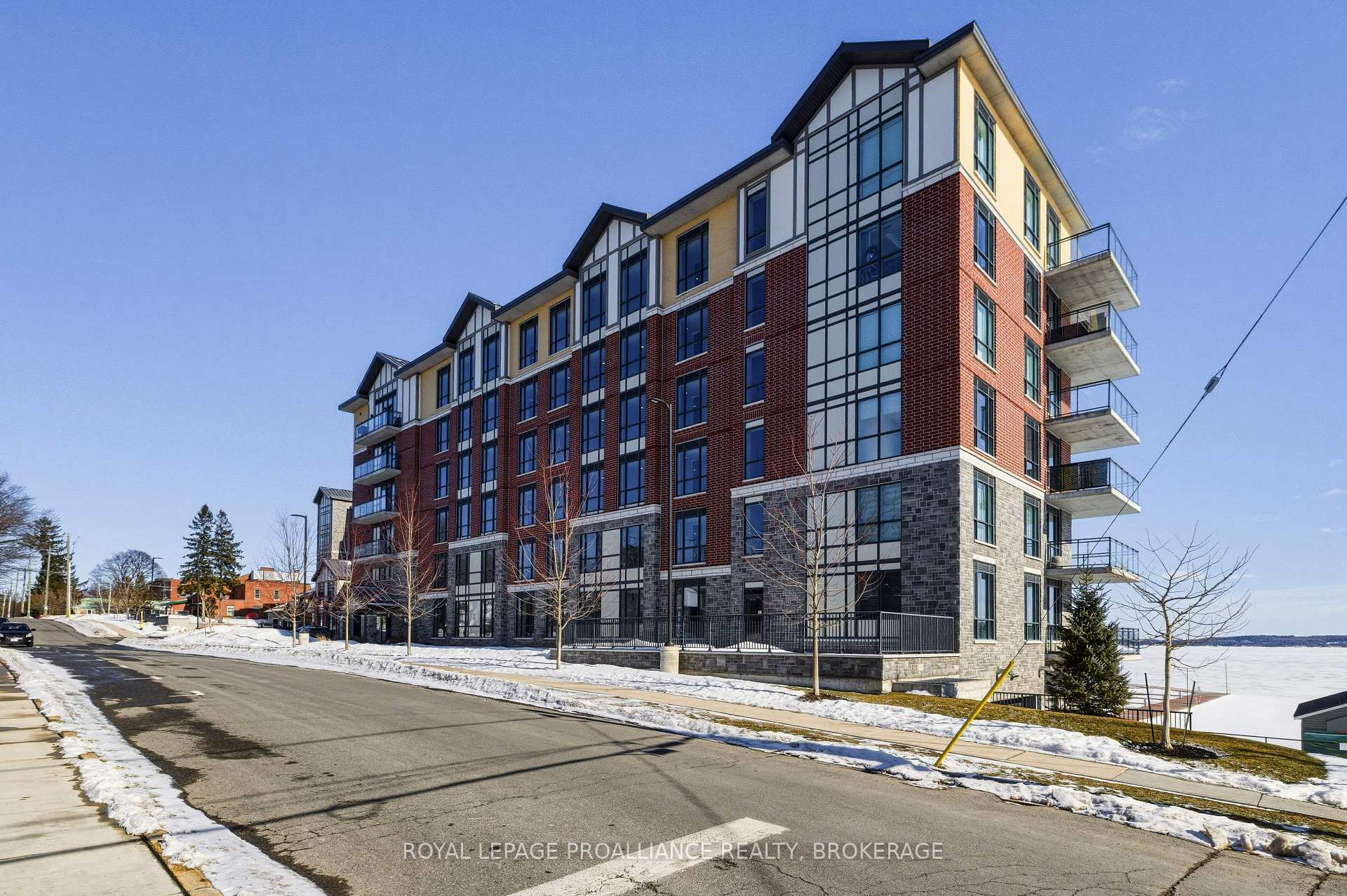 218 - 129B South Street Gananoque Ontario Canada Sale residential Team Tallen Royal LePage Proalliance Realty, Brokerage