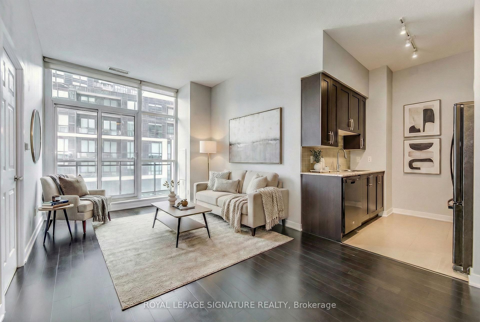 311 - 4070 Confederation Parkway Mississauga Ontario Canada Sale residential Elena Vankevich Brokerage Information: Not available, please contact website owner