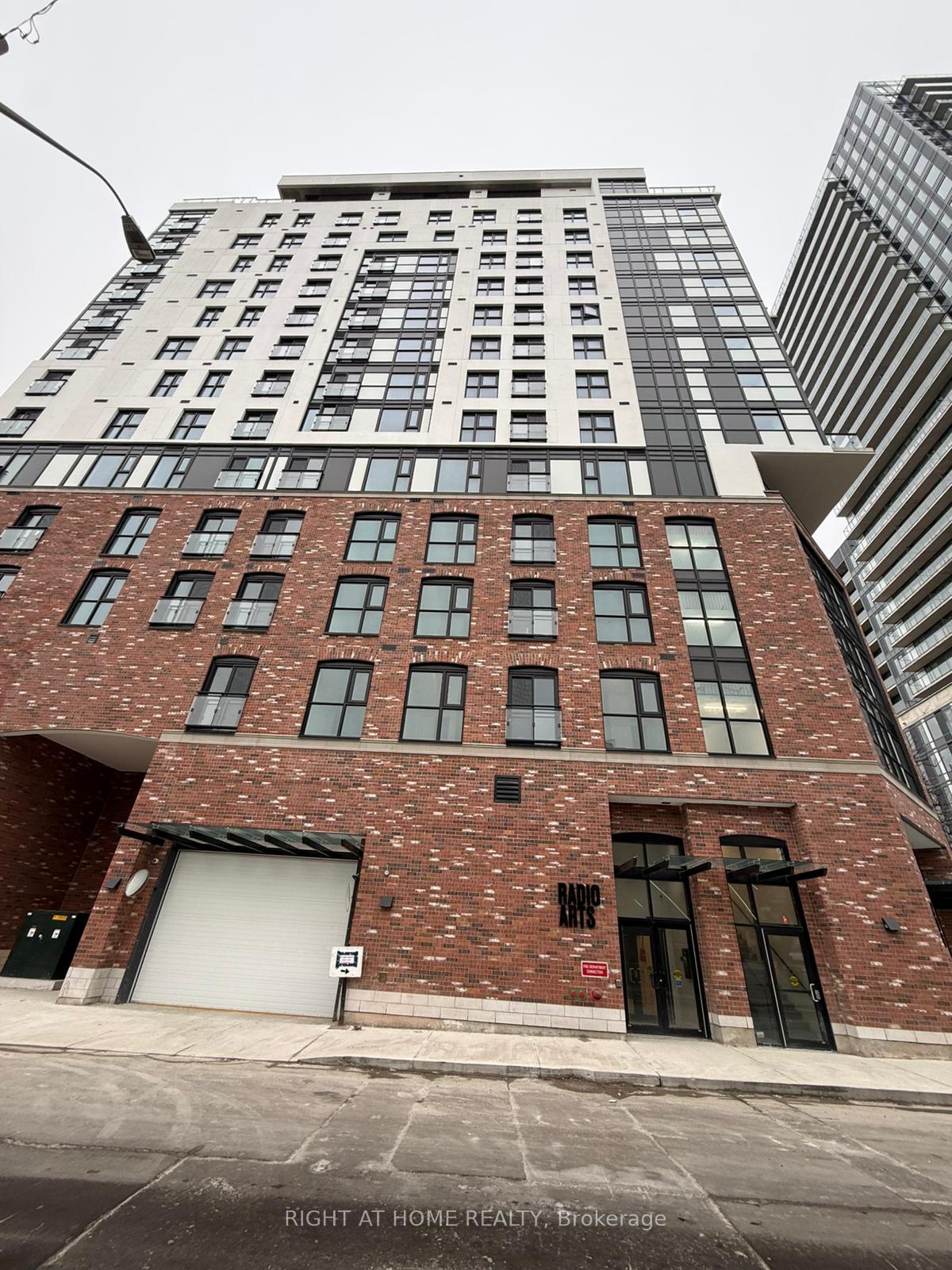 710 - 206 King Street W Hamilton Ontario Canada Rent residential Ammar Kailani Right at Home Realty, Brokerage*