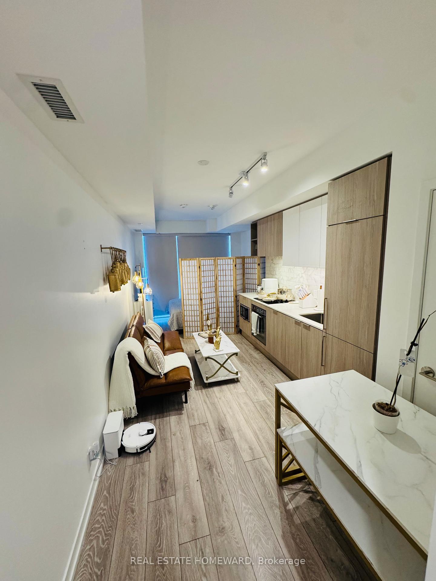 535 - 2020 Bathurst Street Toronto Ontario Canada Sale residential Matt Vatcher Real Estate Homeward, Brokerage*