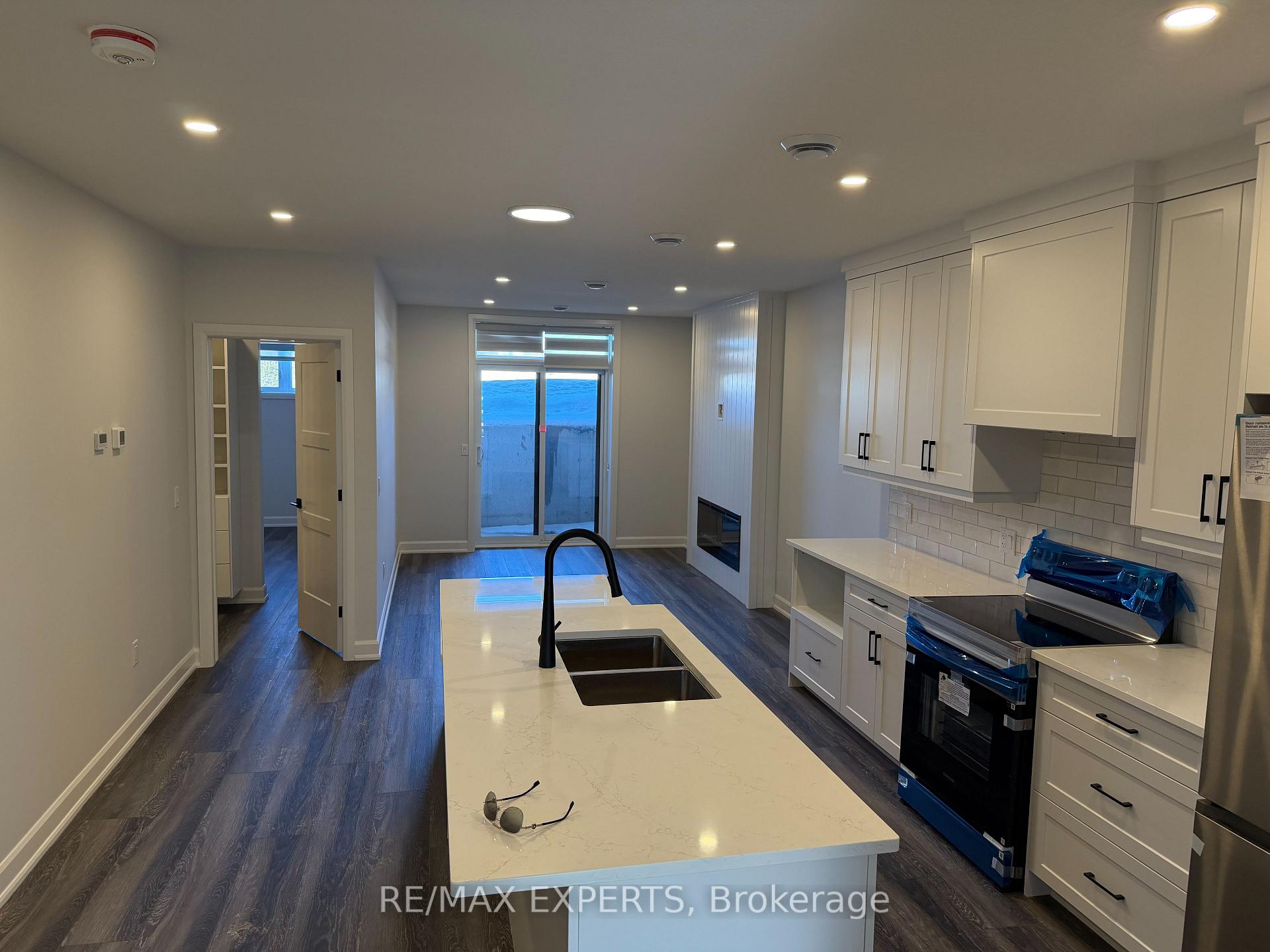 440 Wellington Street E Wellington North Ontario Canada Rent residential IVIE IYAMU Re/Max Experts  