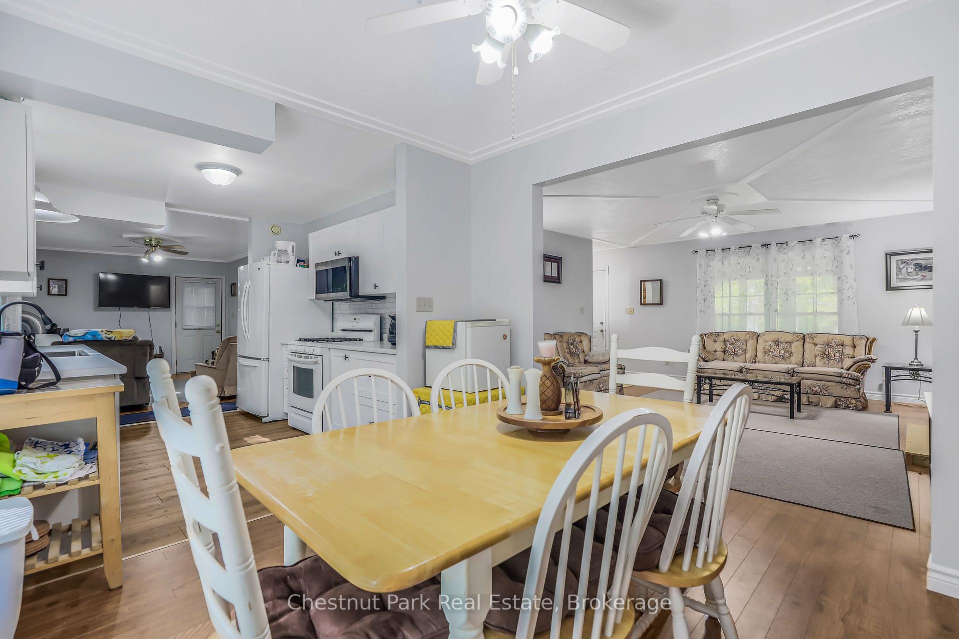 4 Bedroom Single Family Home/House's Image 15