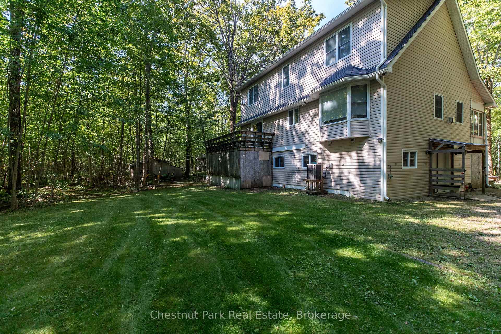 4 Bedroom Single Family Home/House's Image 9