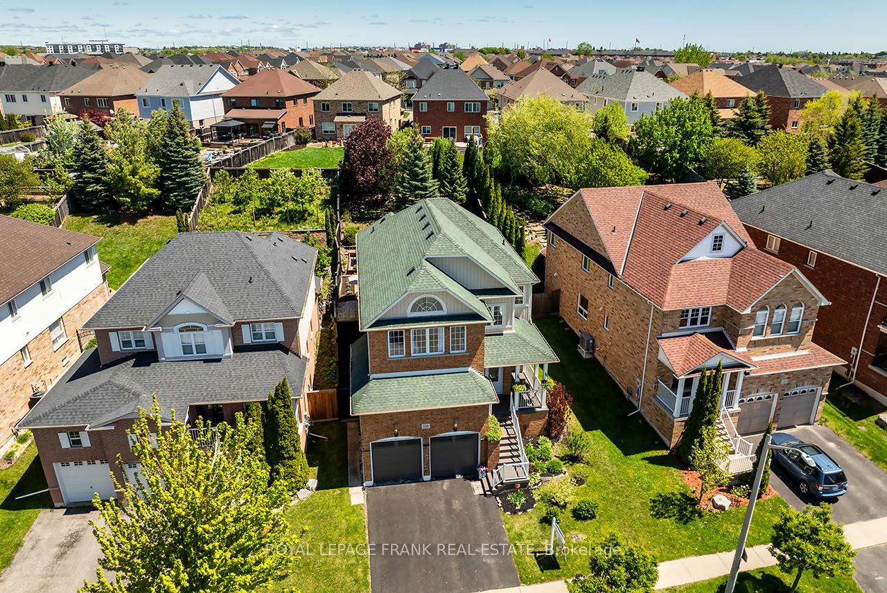 1533 CLEARBROOK Drive Oshawa Ontario Canada Rent residential Blake Reid Royal Lepage Frank Real Estate, Brokerage*