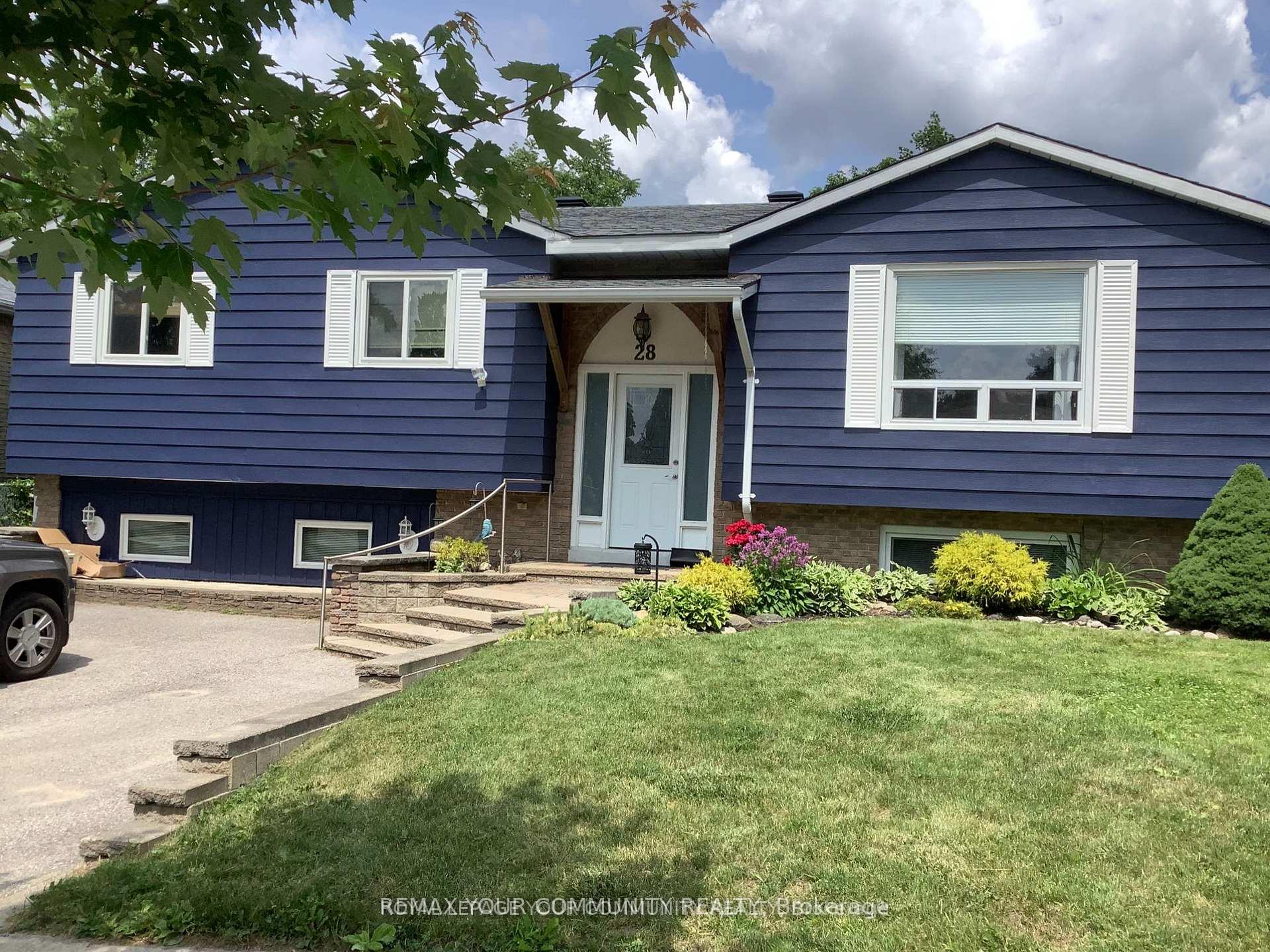 28 Indian Arrow Road Barrie Ontario Canada Sale residential Jason Gavadza Keller Williams Referred Urban Realty, Brokerage*