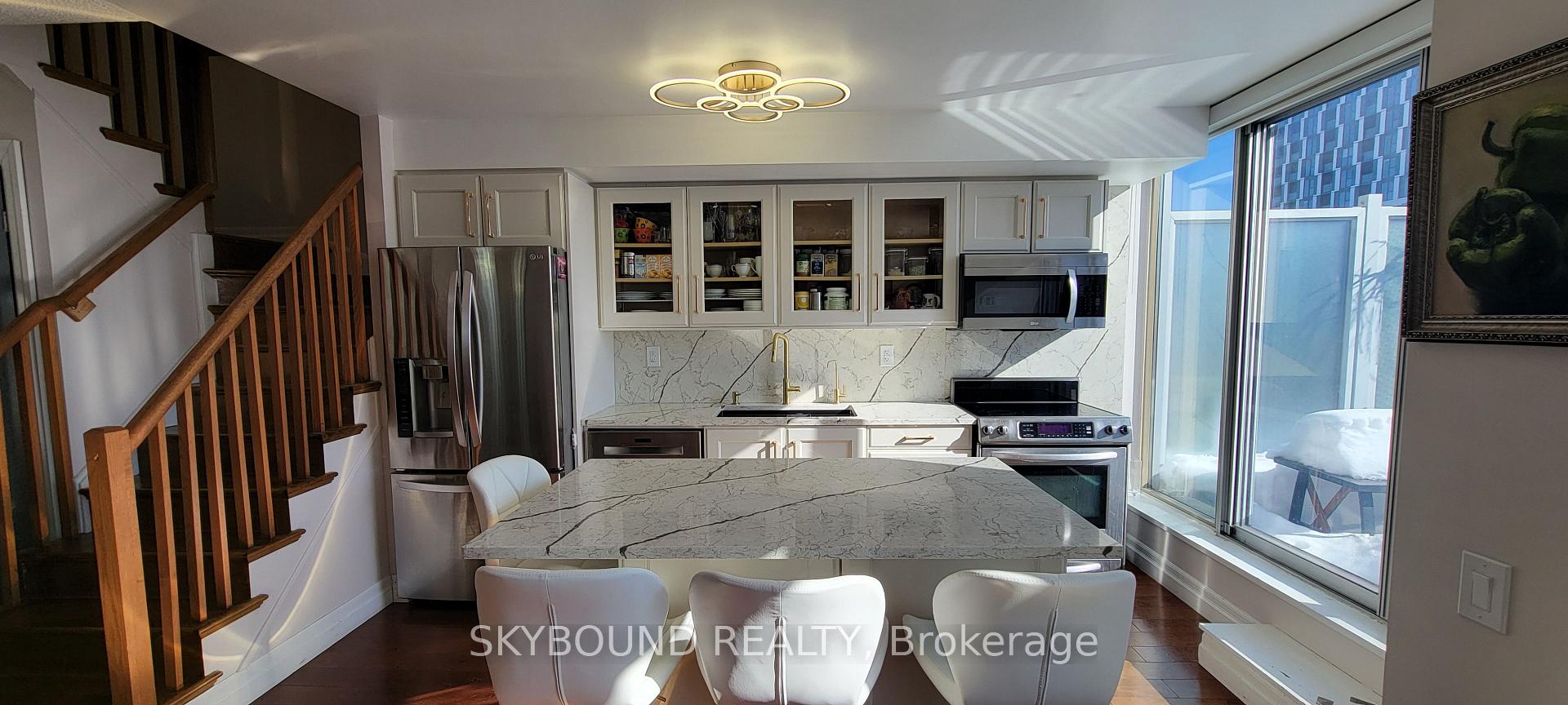 919 - 1040 The Queensway Toronto Ontario Canada Sale residential John Chinembiri SKYBOUND REALTY, BROKERAGE*