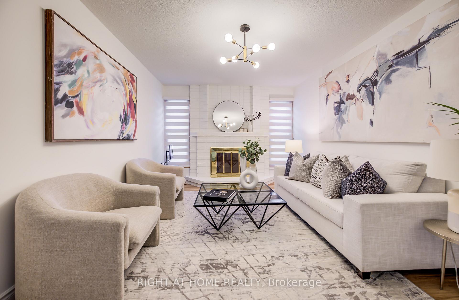 51 Burnt Bark Drive Toronto Ontario Canada Sale residential Orlando Rodriguez Right at Home Realty, Brokerage*