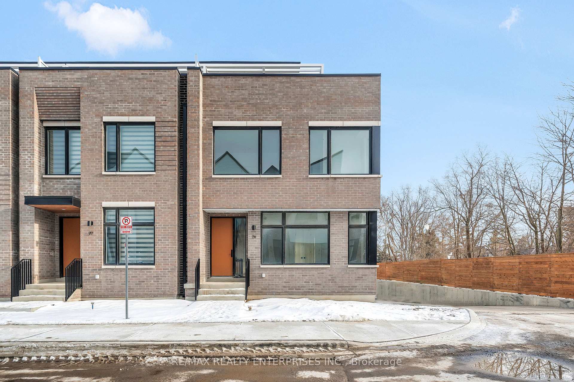 76 - 50 Lou Parsons Way Mississauga Ontario Canada Sale residential   RE/MAX Realty Enterprises Inc., Brokerage