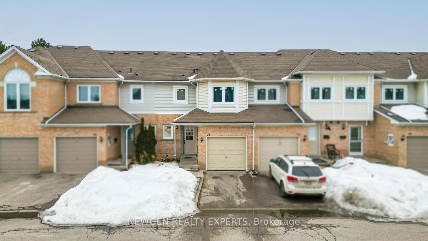 68 Wickstead Court Brampton Ontario Canada Sale residential Manraj Aujla HomeLife/Miracle Realty Ltd, Brokerage *