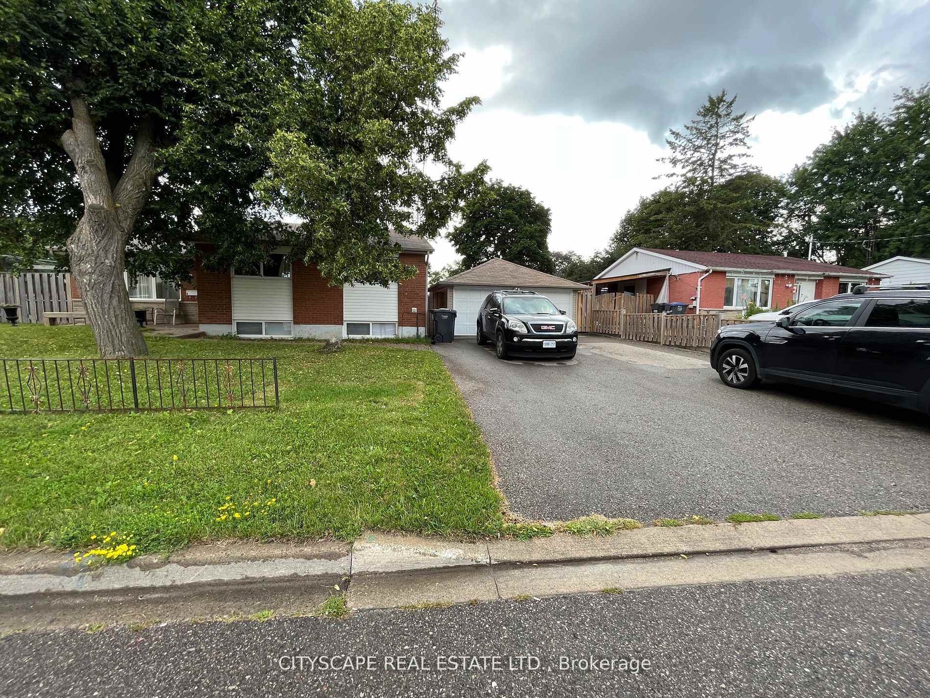 Bsmt - 2 Leslie Street Brampton Ontario Canada Rent residential Ovi Cornea CITYSCAPE REAL ESTATE LTD.