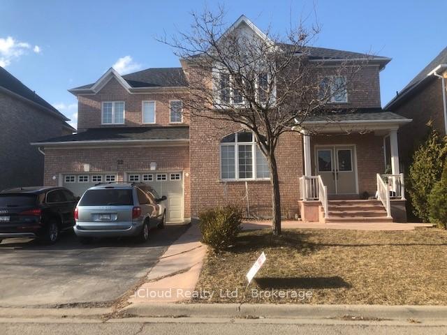 22 Banks Drive Brampton Ontario Canada Sale residential Jose Oscar Goncalves & Maria Domingues iCloud Realty Ltd. 