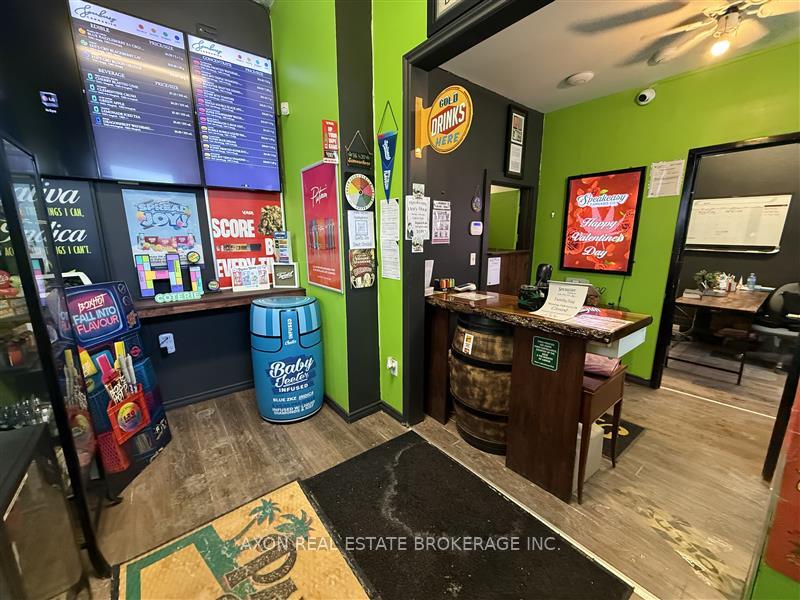 68 Main Street Penetanguishene Ontario Canada Lease commercial Ruby Malik RE/MAX Realty Specialists Inc., Brokerage *