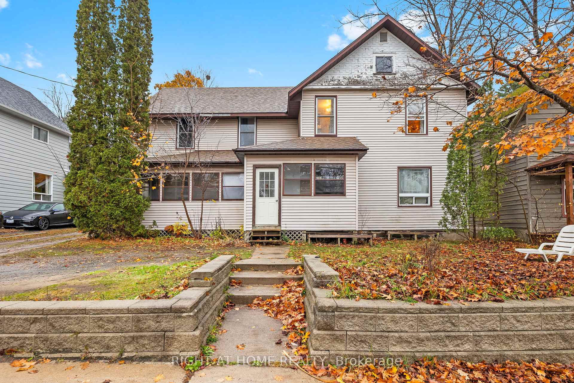 105 Gibson Street Parry Sound Ontario Canada Sale residential Marilyn Almeida Right at Home Port Perry Branch