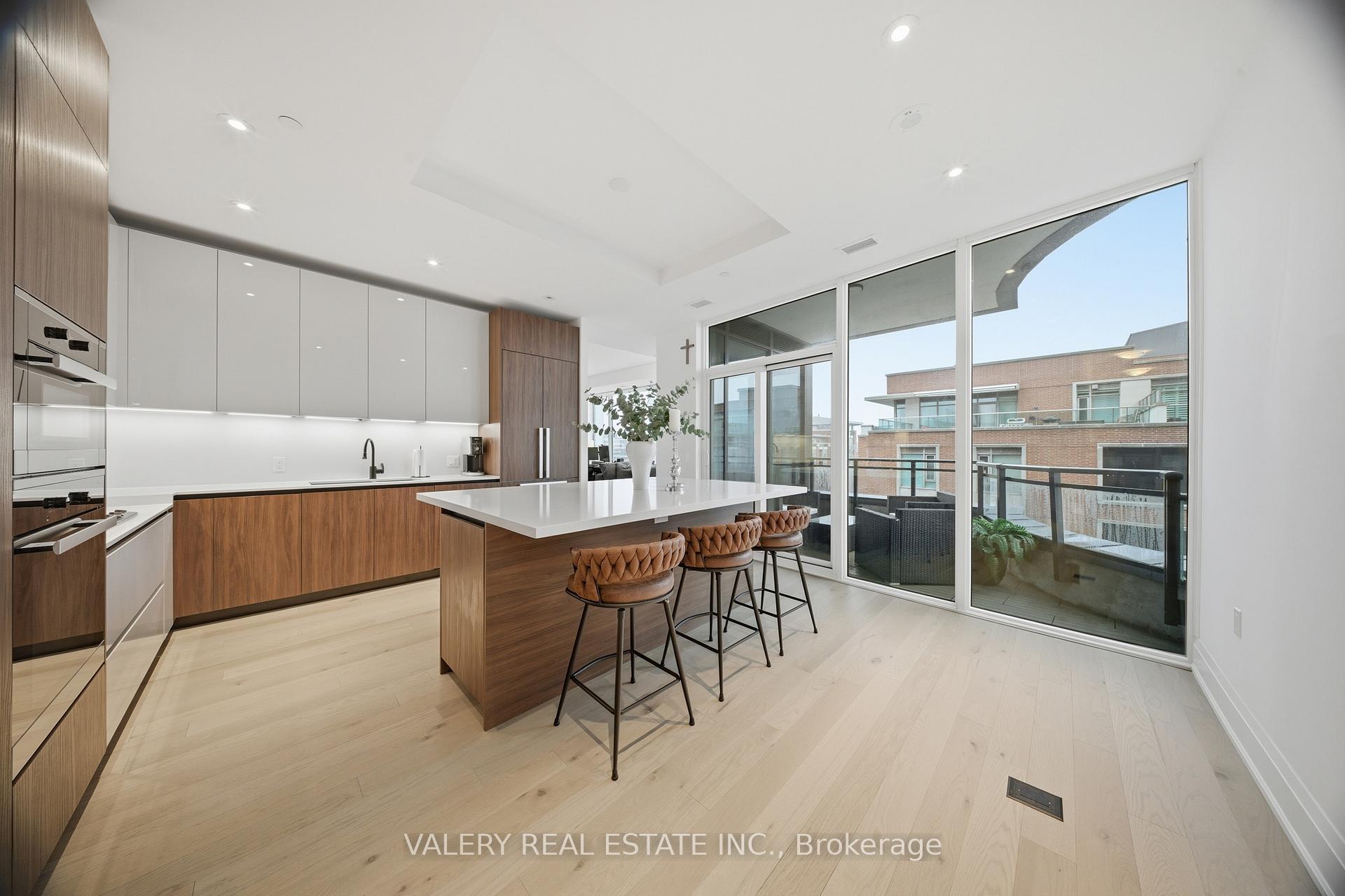 504 - 55 Port Street E Mississauga Ontario Canada Sale residential Elena Vankevich Brokerage Information: Not available, please contact website owner