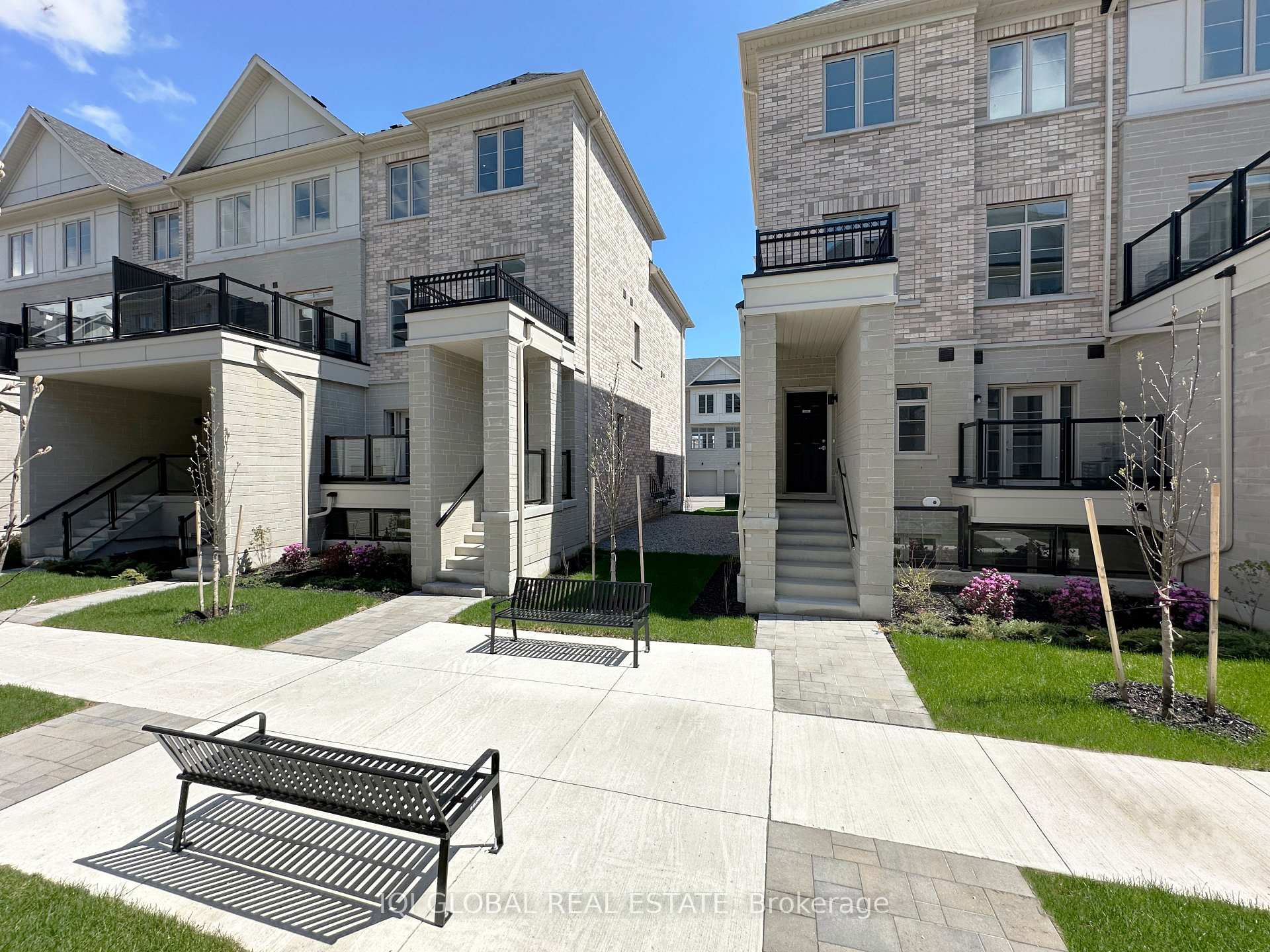1008 - 1655 Palmers Sawmill Road Pickering Ontario Canada Sale residential   HOMELIFE DISTRICT REALTY, Brokerage*