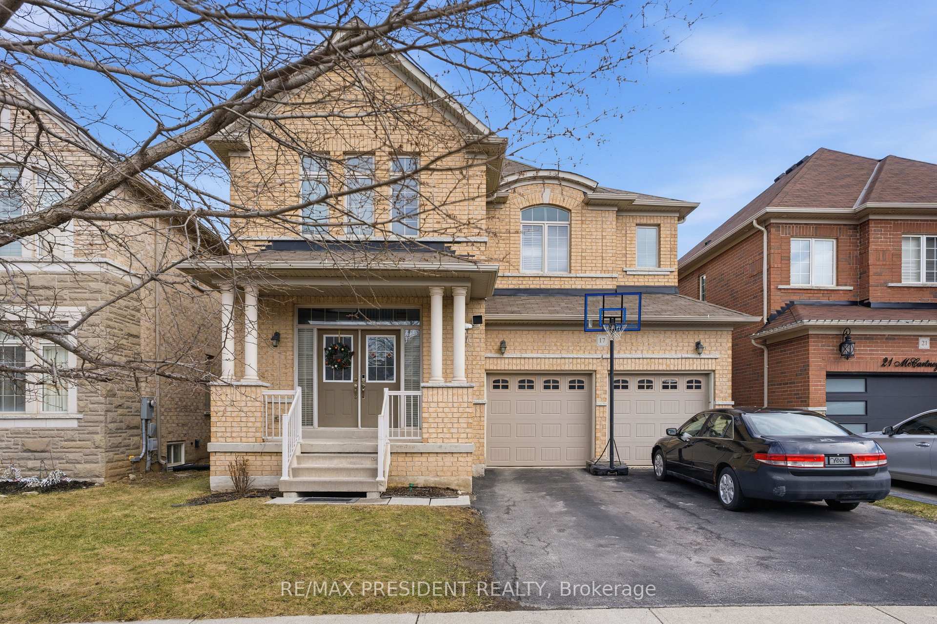 17 Mccartney Street Hamilton Ontario Canada Sale residential Raj Sekhon RE/MAX President Realty