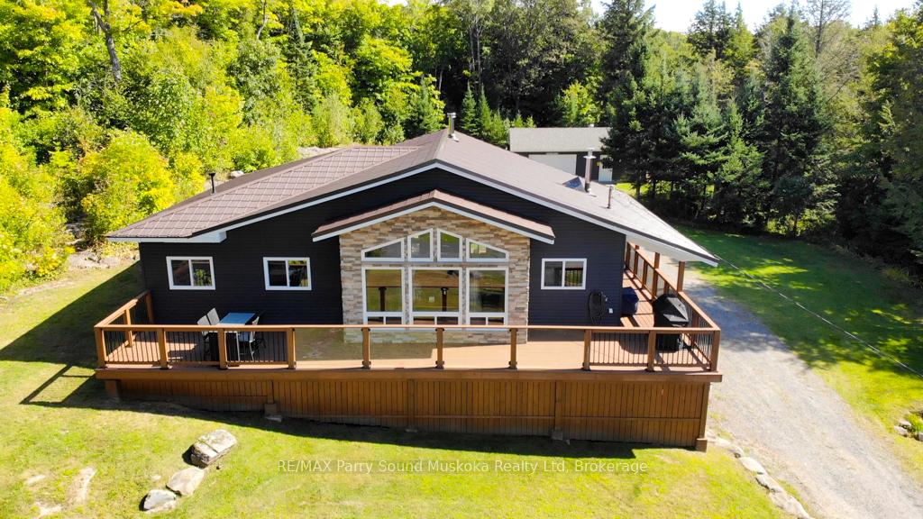 127 BURNETTS Road Mckellar Ontario Canada Sale residential Gary Phillips RE/MAX PARRY SOUND MUSKOKA REALTY LTD., BROKERAGE*