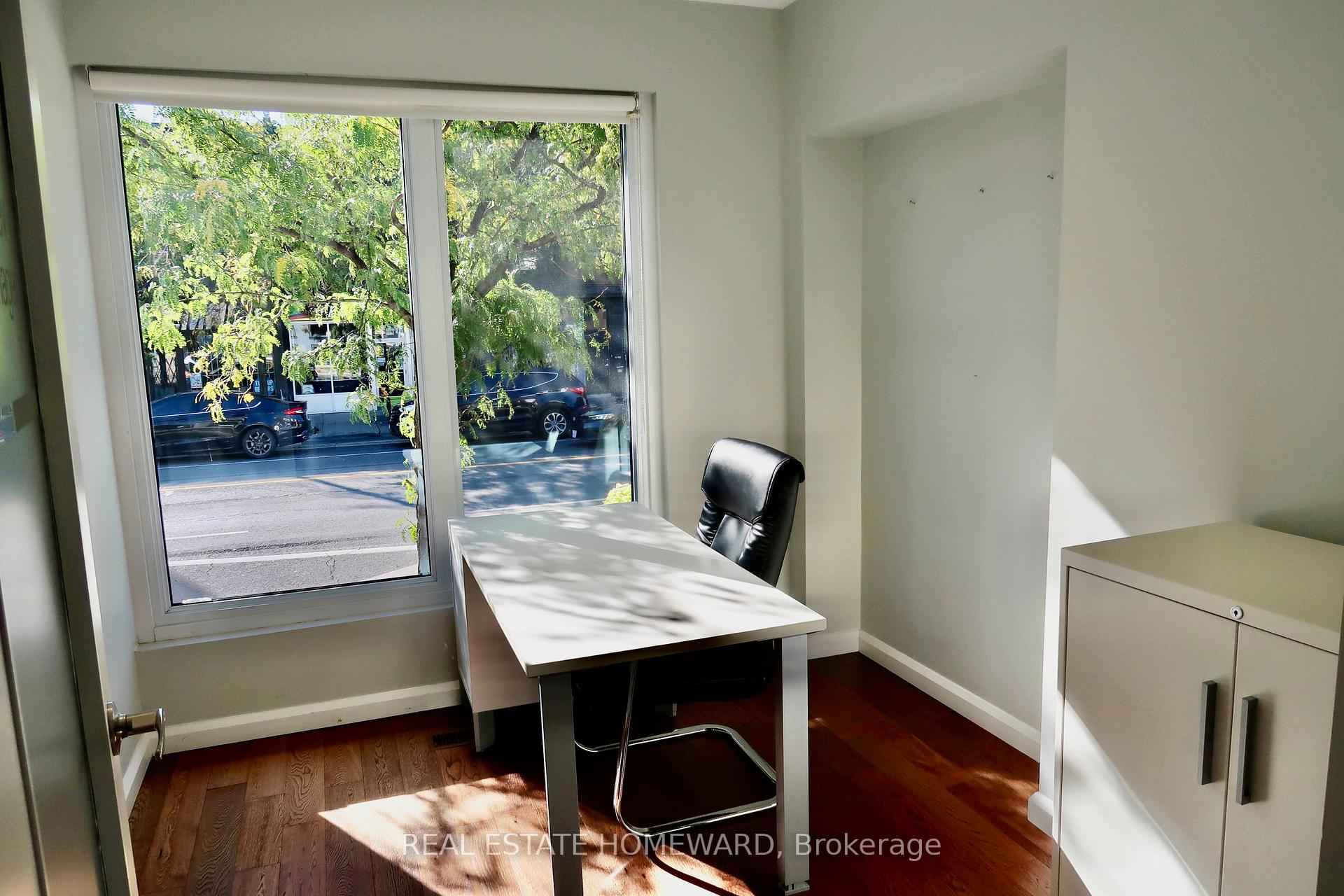 276 Danforth Avenue Toronto Ontario Canada Lease commercial   Real Estate Homeward, Brokerage*