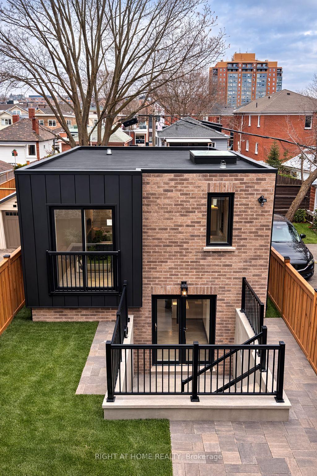 4 (Garden Suite - 39 Fifteenth Street Toronto Ontario Canada Rent residential Raman Dua ROYAL LEPAGE FLOWER CITY REALTY