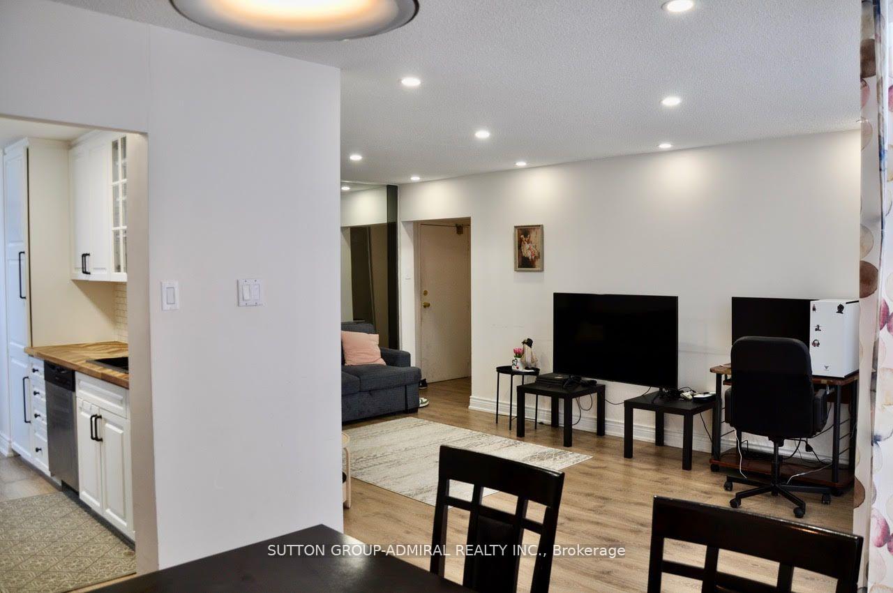 PH2203 - 205 Hilda Avenue Toronto Ontario Canada Rent residential Oleg Belgorodskii Sutton Group-Admiral Realty Inc., Brokerage *