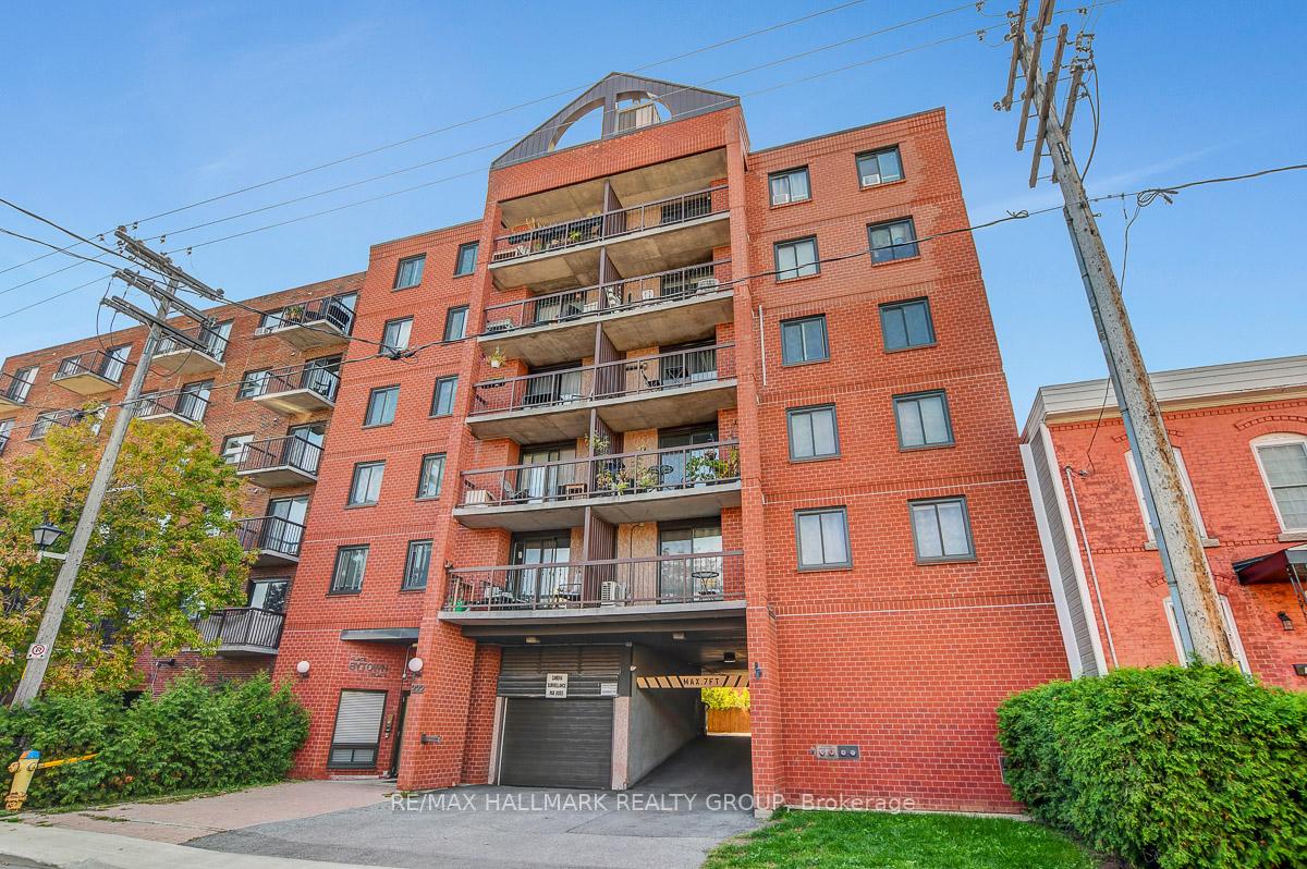 504 - 222 Guigues Avenue Ottawa Ontario Canada Sale residential   Royal LePage Performance Realty, Brokerage *