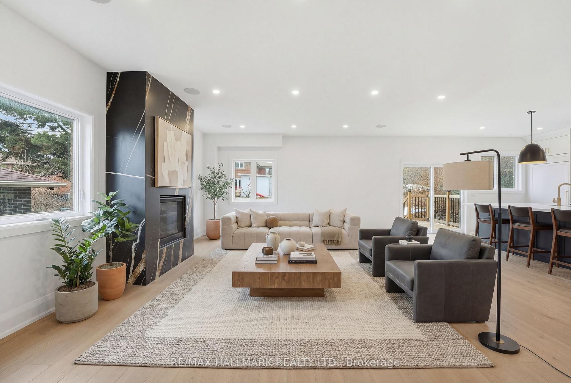 49 Greendowns Drive Toronto Ontario Canada Sale residential Adele McGovern RE/MAX West Realty Inc., Brokerage *