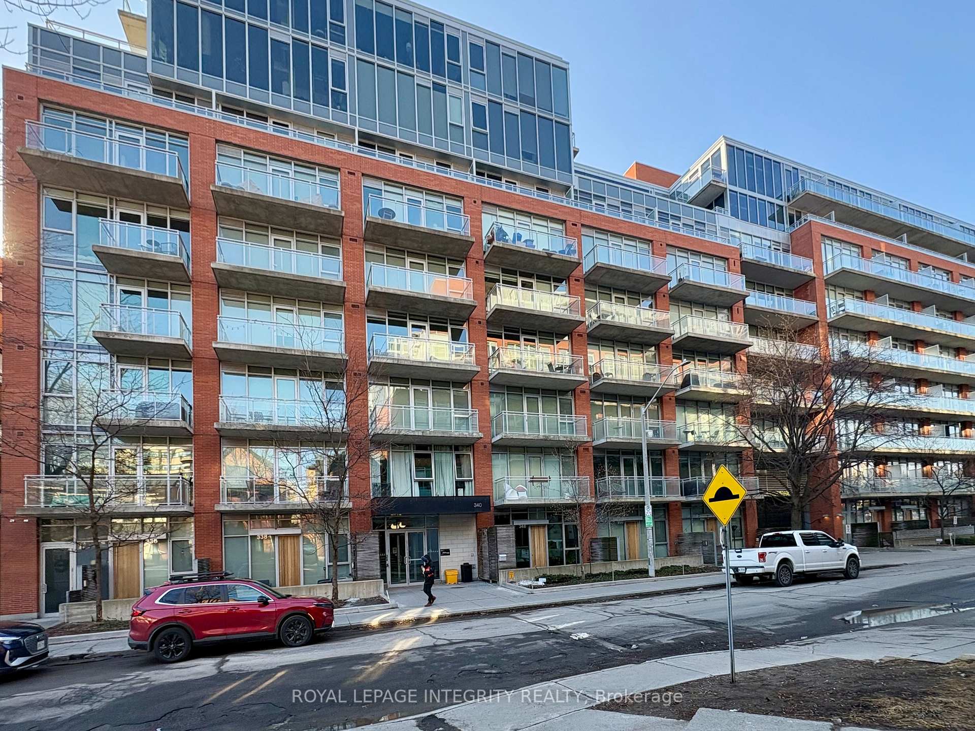 742 - 340 Mcleod Street Ottawa Ontario Canada Rent residential Sorin Vaduva ROYAL LEPAGE INTEGRITY REALTY, BROKERAGE