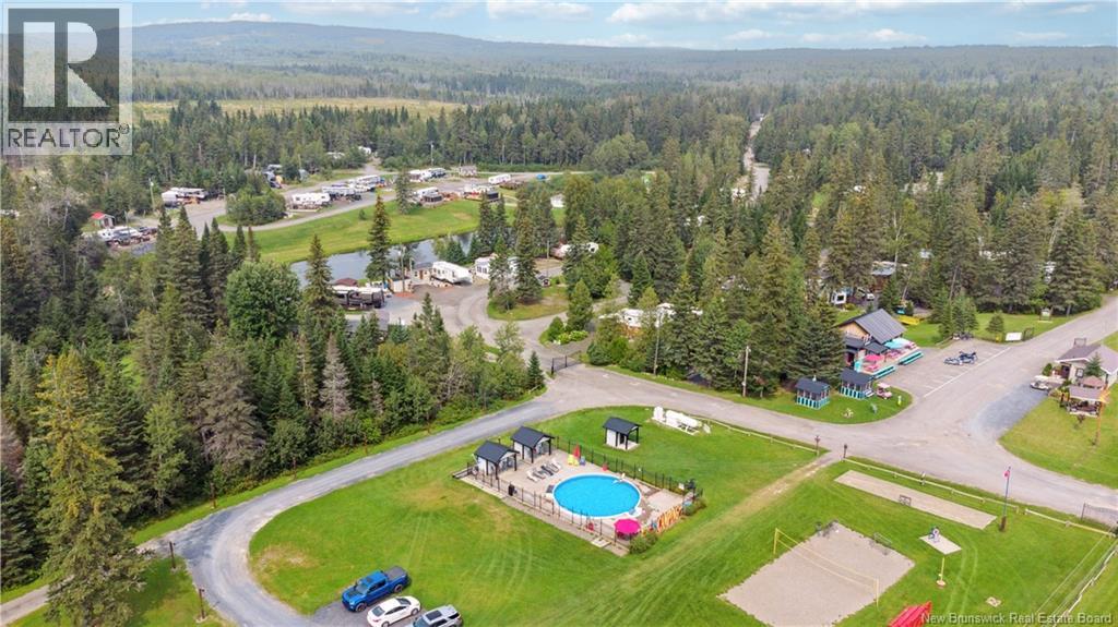 470 route 17 Saint-LéOnard New Brunswick Canada Sale commercial   EXIT Realty Associates