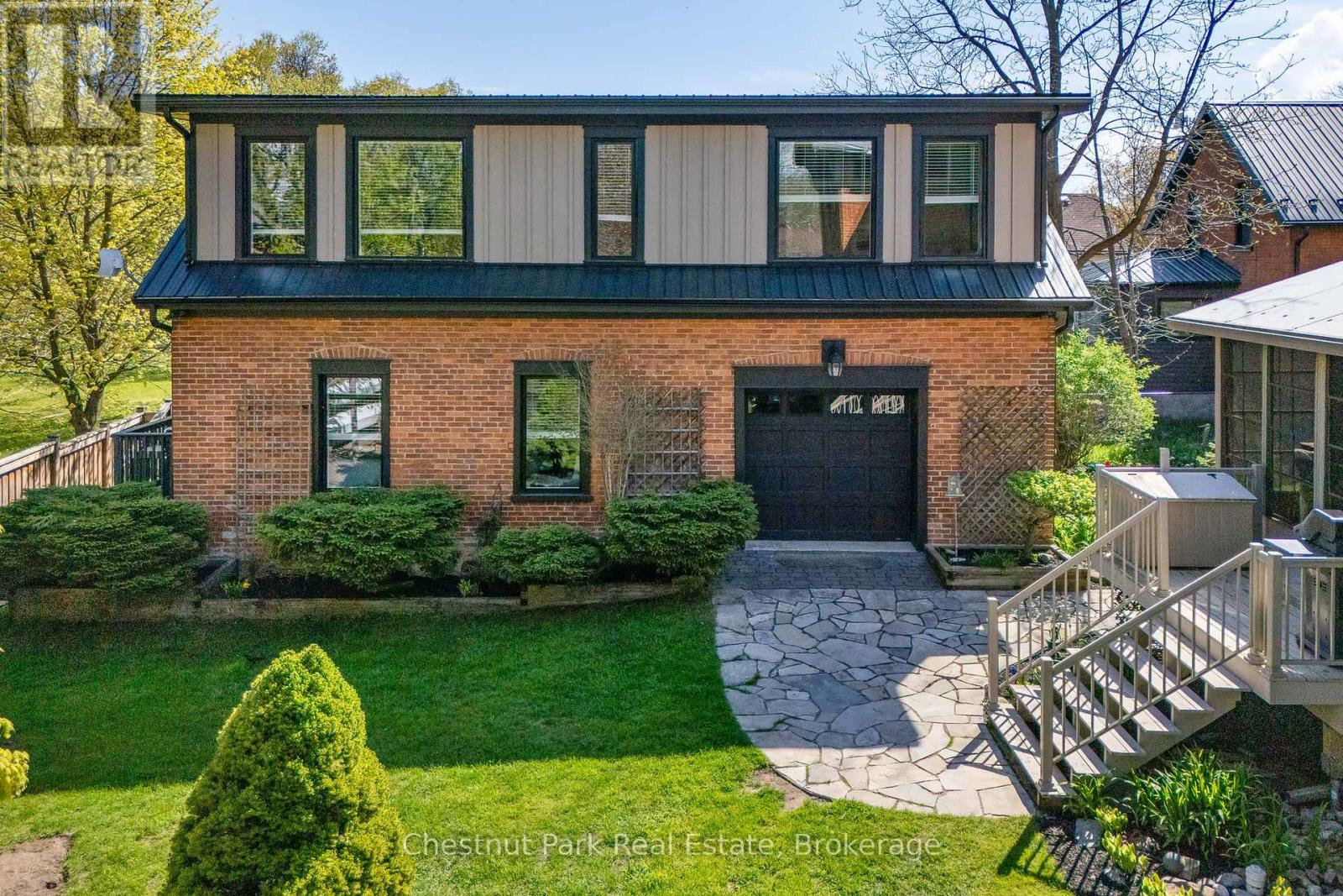 3 Bedroom Single Family Home/House's Image 46