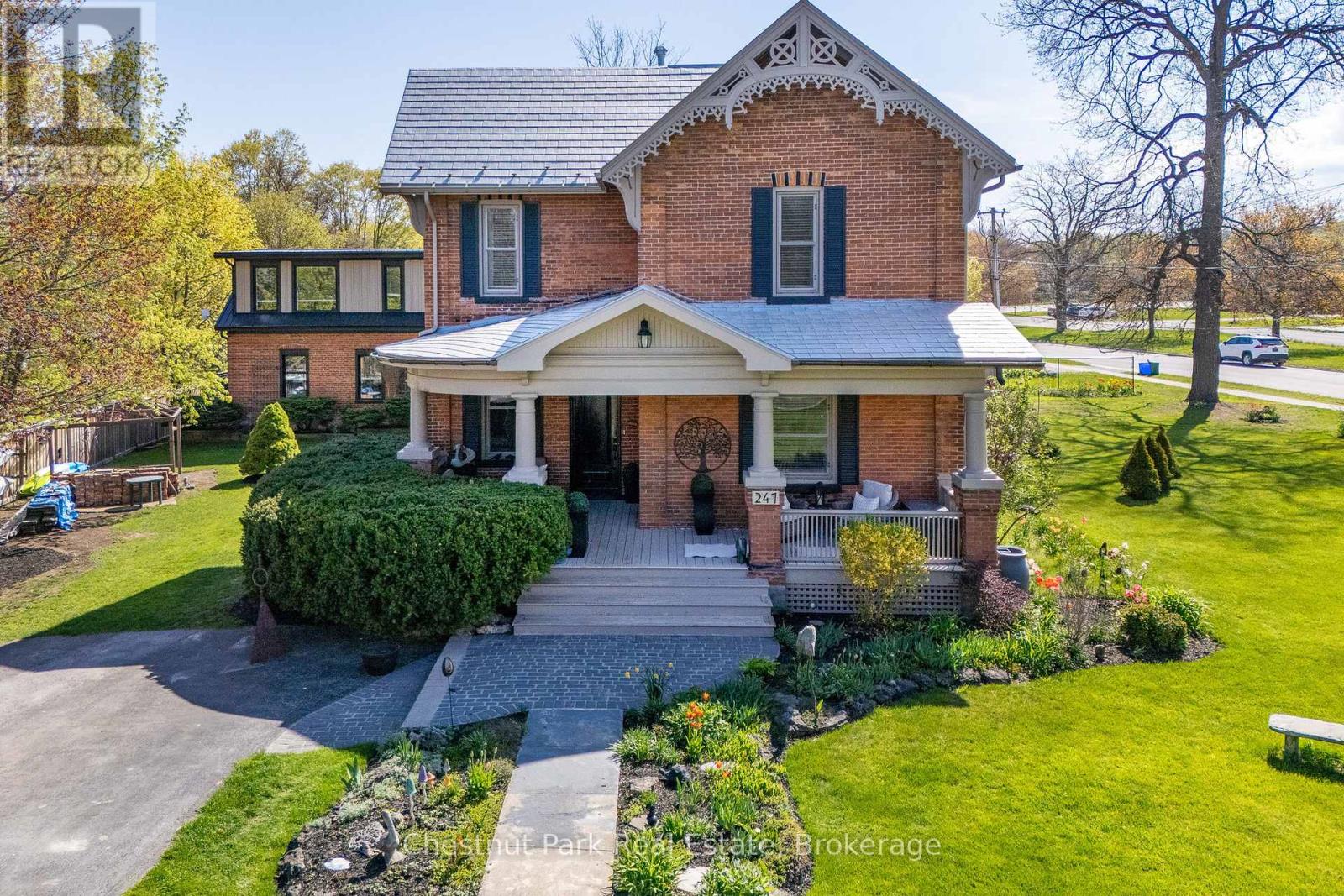 3 Bedroom Single Family Home/House's Image 45
