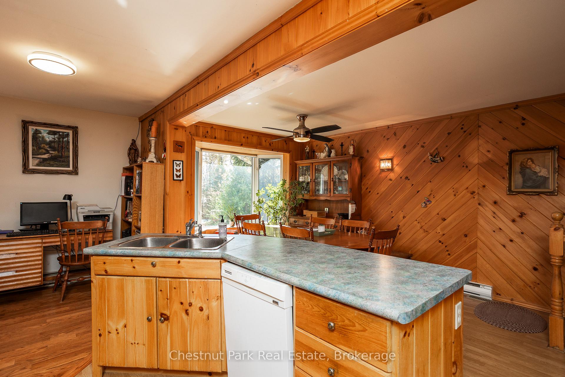 3 Bedroom Single Family Home/House's Image 7