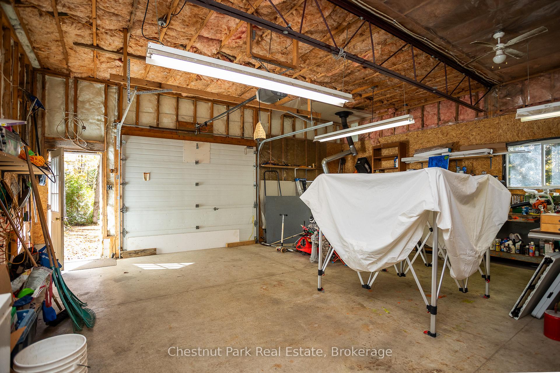 3 Bedroom Single Family Home/House's Image 32