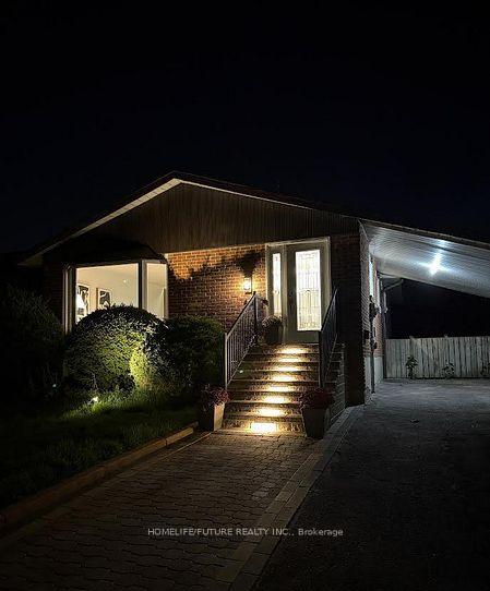 Bsmt - 43 Howell Square Toronto Ontario Canada Rent residential Siva Shanmuganathan HomeLife/Future Realty Inc., Brokerage*