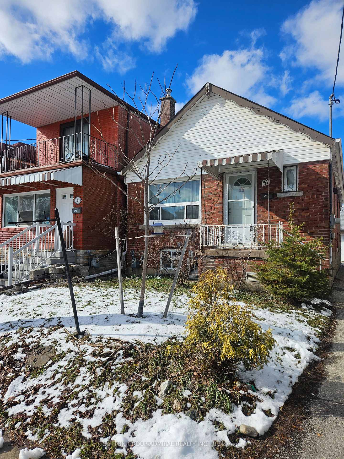 32 Belgravia Avenue Toronto Ontario Canada Rent residential ZHANA JUREVICH Sutton Group-Admiral Realty Inc., Brokerage *