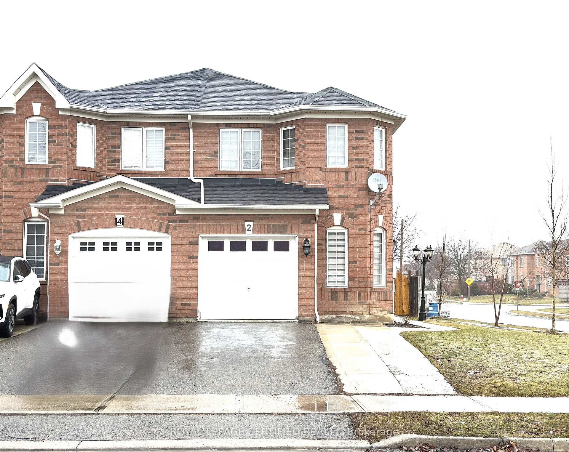 2 Lake Louise Drive Brampton Ontario Canada Sale residential   TRIMAXX REALTY LTD. Brokerage